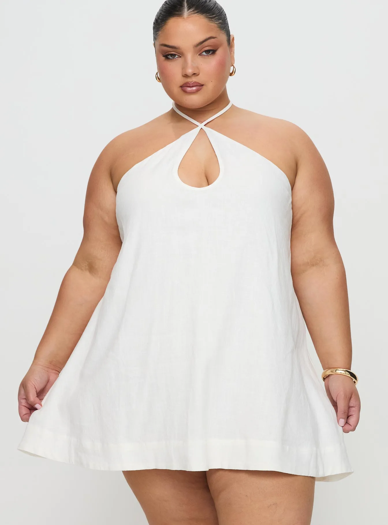 Thomasina Linen Halter Dress White Curve sold by Princess Polly product image thumbnail 2