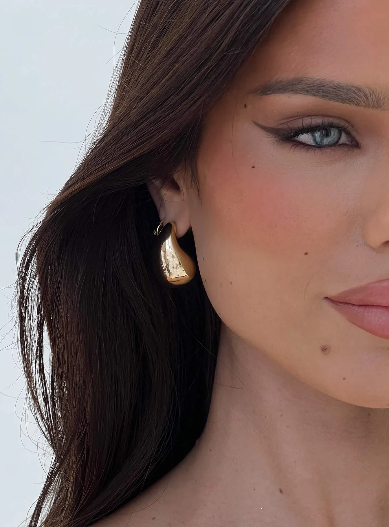 Dazzling Teardrop Earring Gold sold by Princess Polly