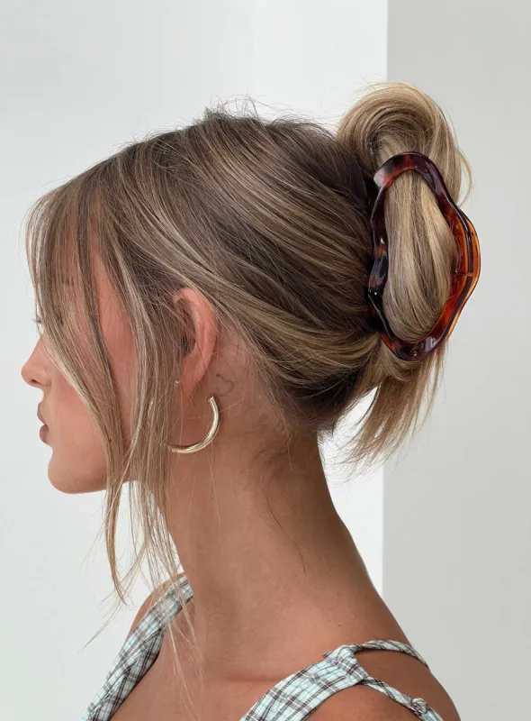 Take It Off Hair Clip Tort sold by Princess Polly