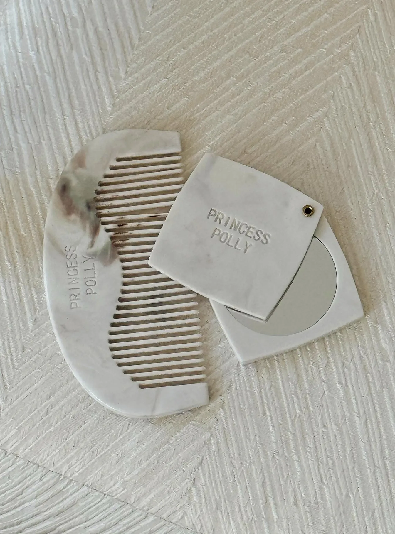 Isabetta Comb And Mirror Pack Cream sold by Princess Polly