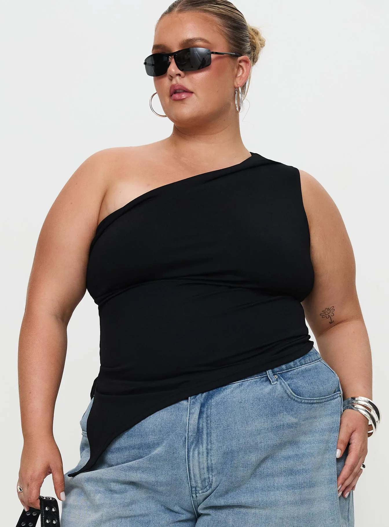 Lunah One Shoulder Top Black Curve sold by Princess Polly product image thumbnail 2