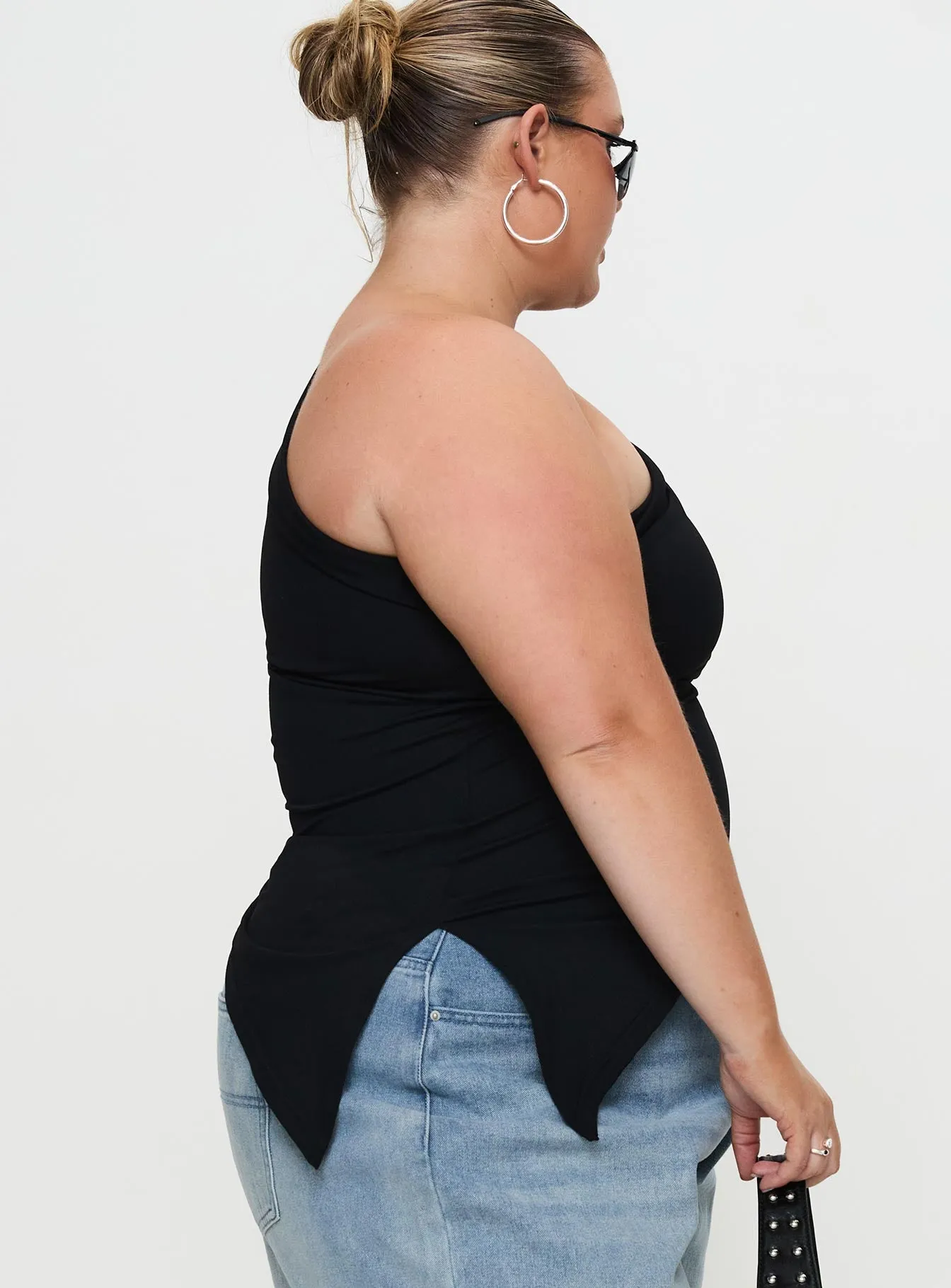 Lunah One Shoulder Top Black Curve sold by Princess Polly product image thumbnail 4