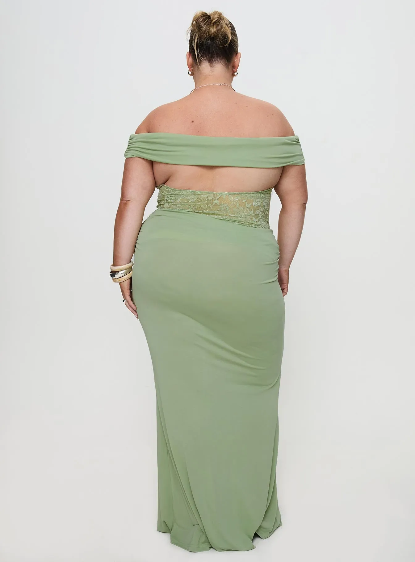 Gwendolen Off The Shoulder Maxi Dress Green Curve sold by Princess Polly product image thumbnail 5