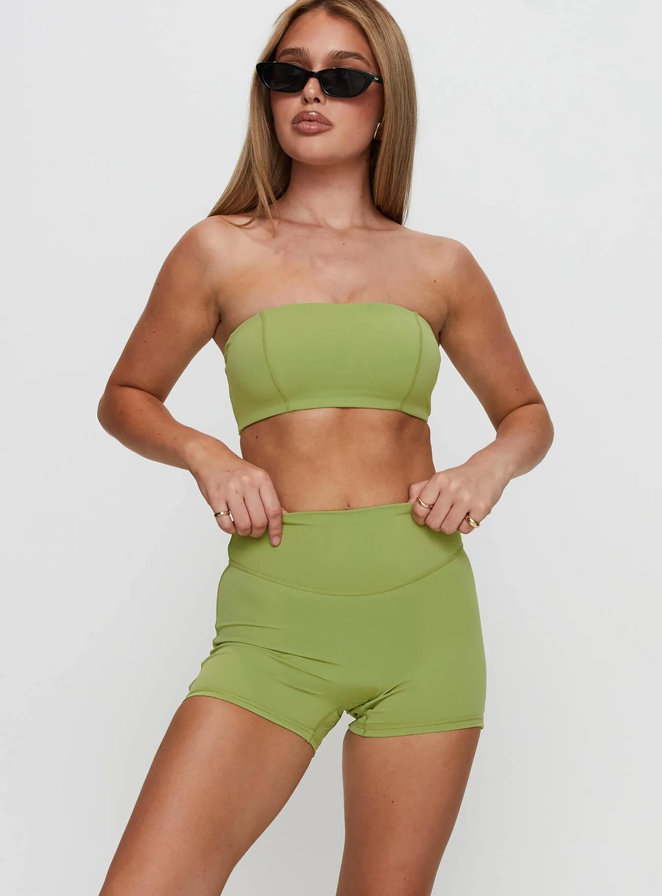 Touchdown Active Contour Short Green sold by Princess Polly product image thumbnail 2