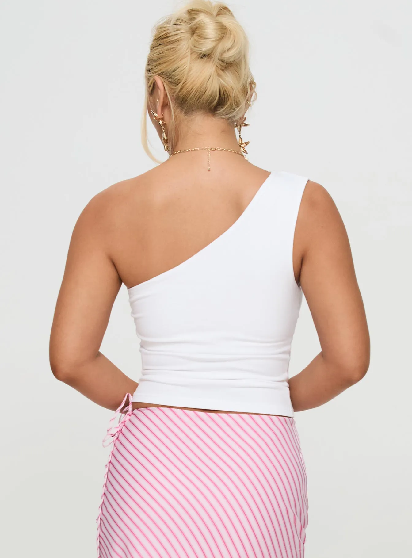 Huxlee One Shoulder Top White Floral sold by Princess Polly product image thumbnail 5