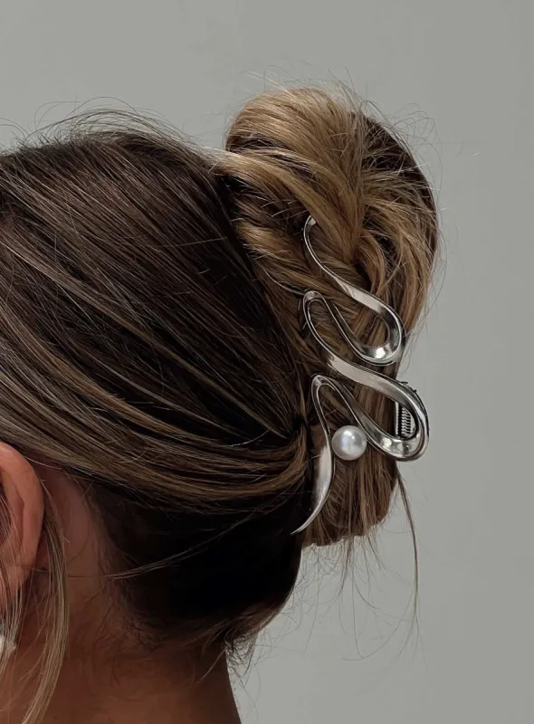 All That Glimmers Clip Silver sold by Princess Polly