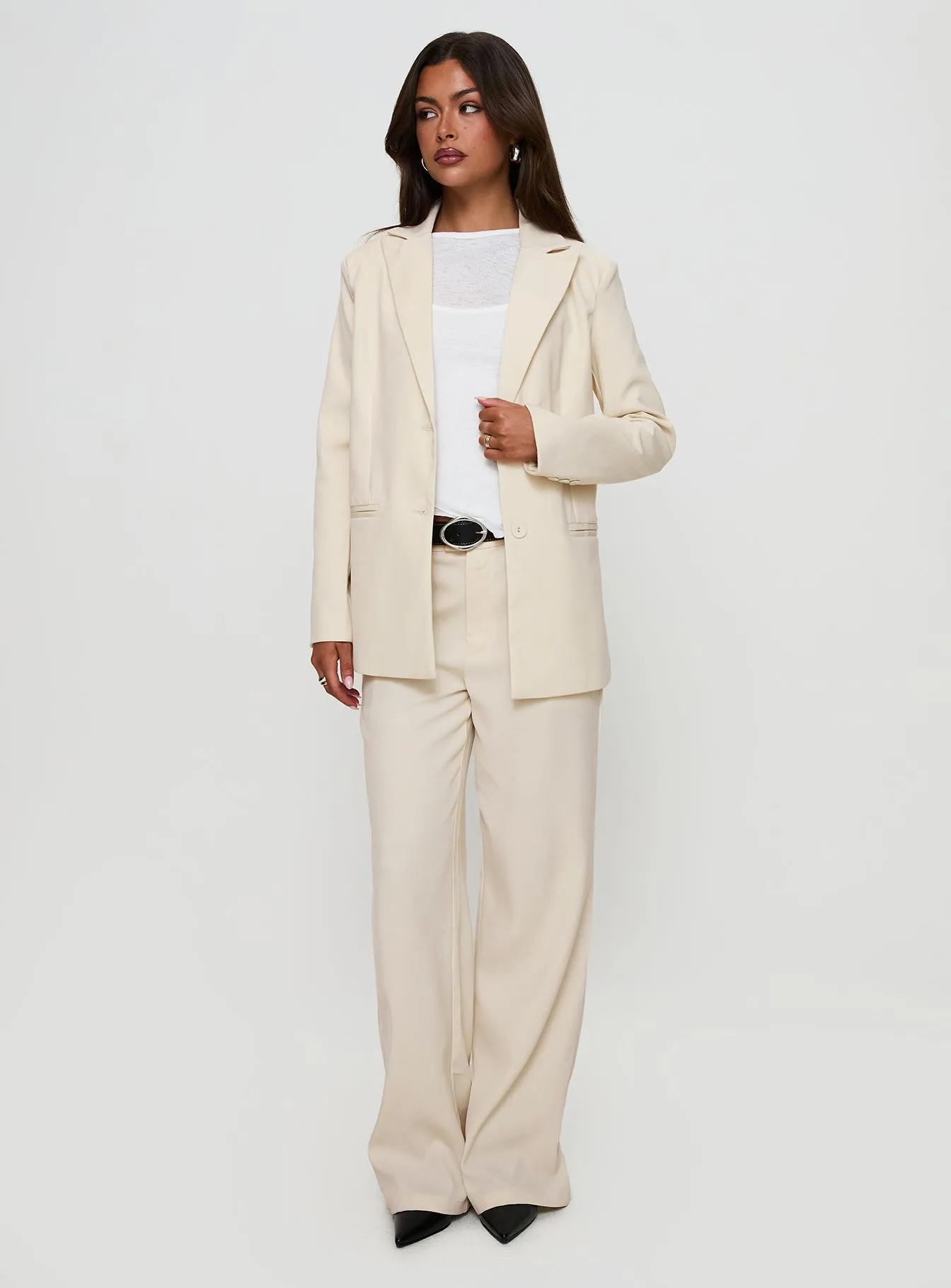 Crowd Pleaser Oversized Blazer Cream sold by Princess Polly product image thumbnail 3