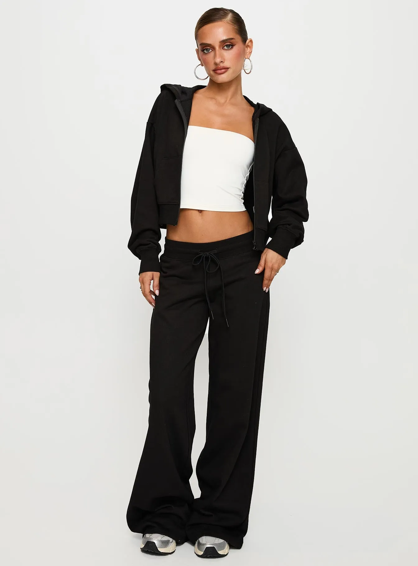 Mindful Low Rise Pant Black sold by Princess Polly product image thumbnail 3