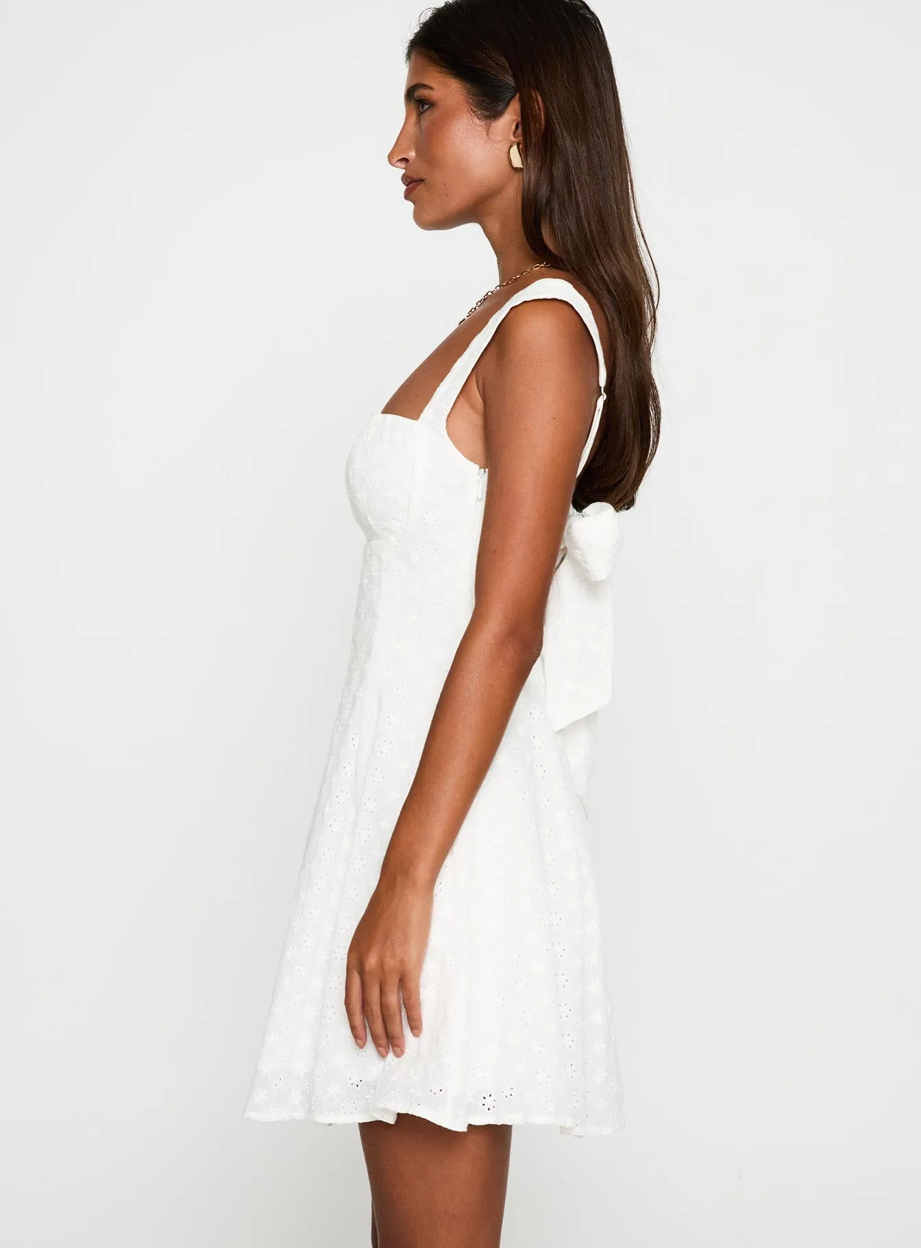 xanthus mini dress white Amorgos - US 12 Designed in a smooth jersey fabrication Zanthe Mini Dress White |