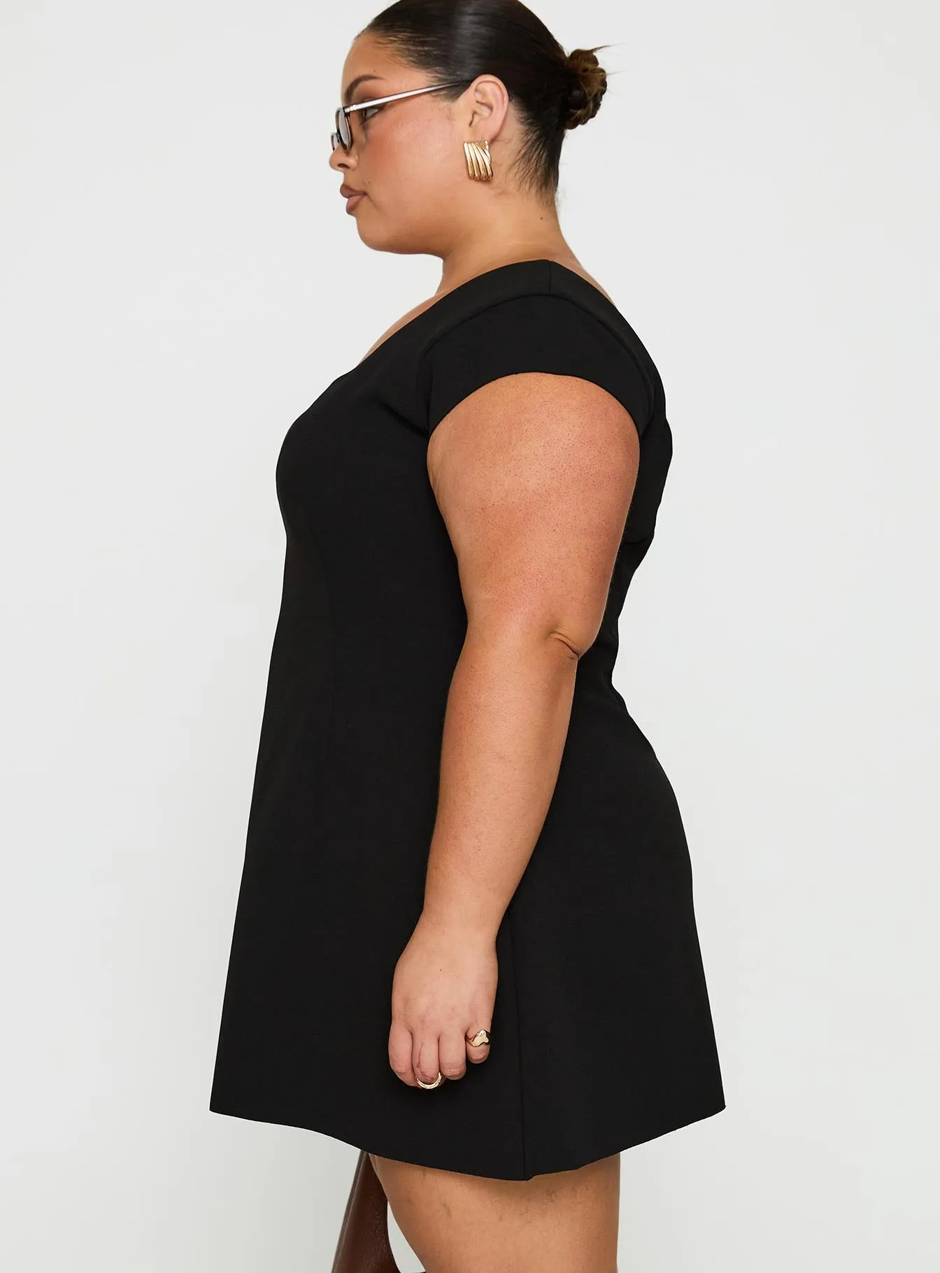 Sylvette Mini Dress Black Curve sold by Princess Polly product image thumbnail 4