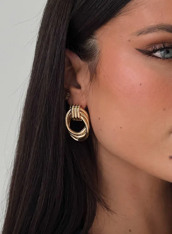 Big Star Linked Earrings Gold sold by Princess Polly