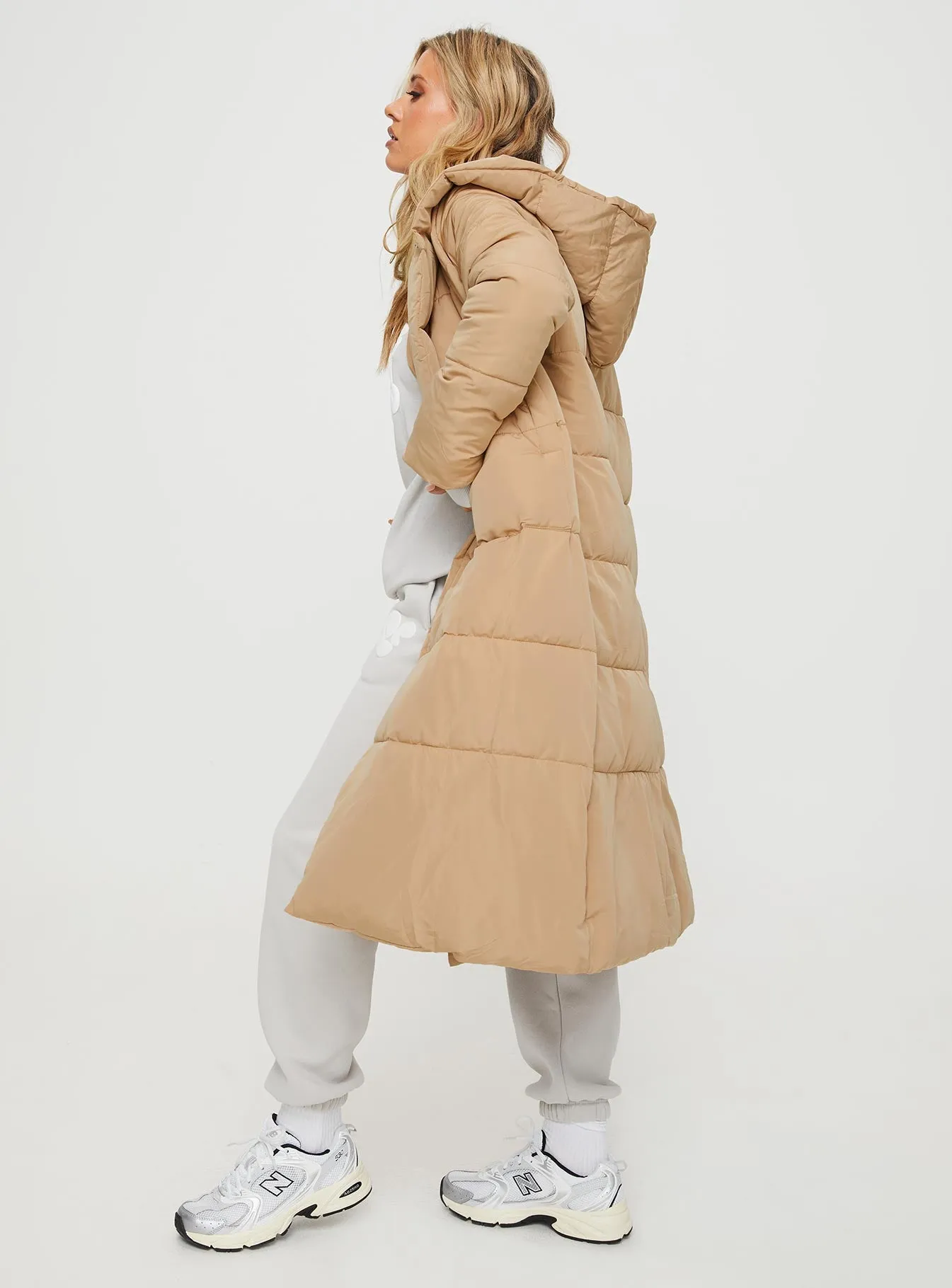 Philo Longline Hooded Puffer Jacket Beige sold by Princess Polly product image thumbnail 4