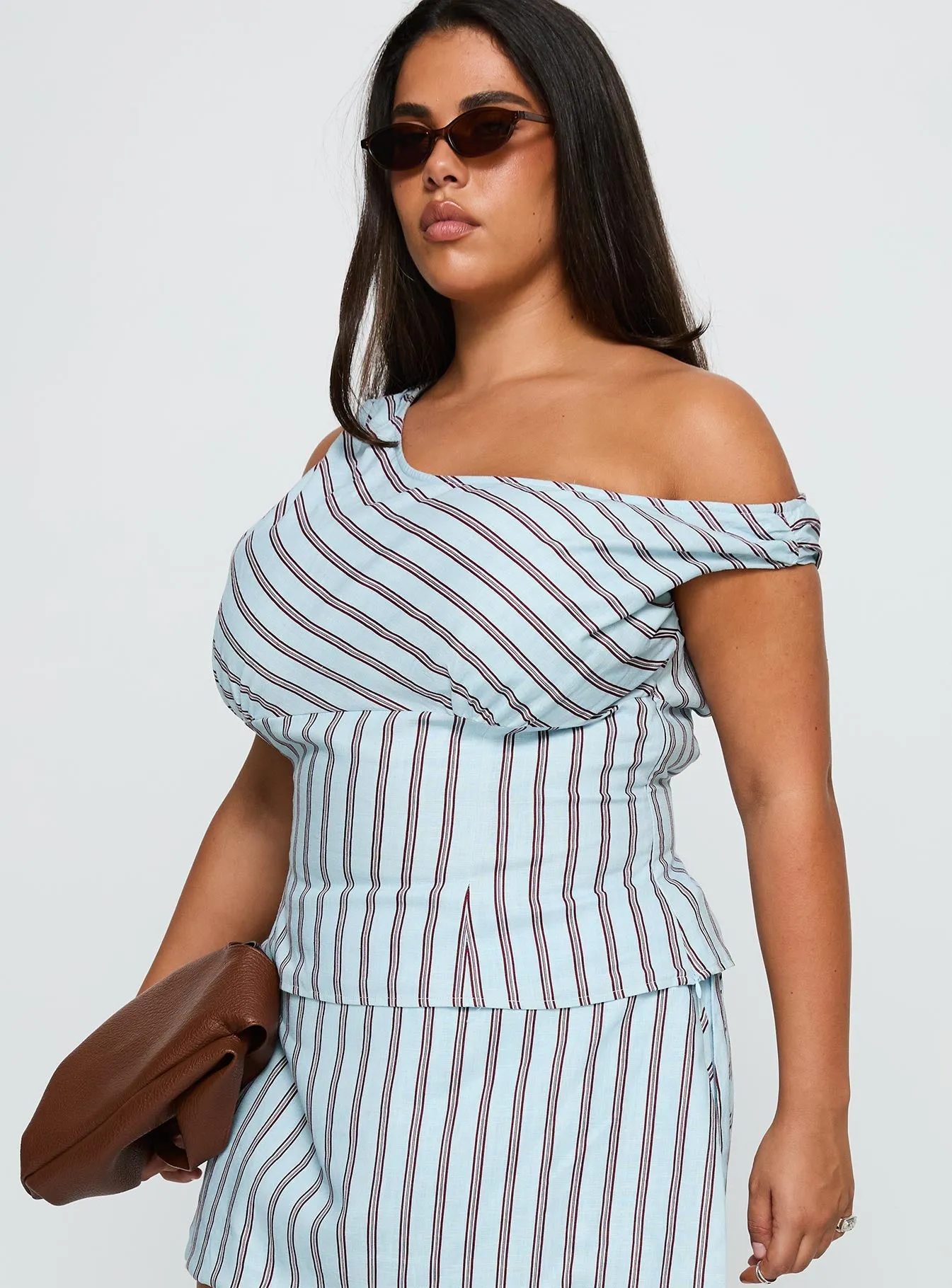 Del Rio Off The Shoulder Top Blue / Maroon Curve sold by Princess Polly product image thumbnail 4