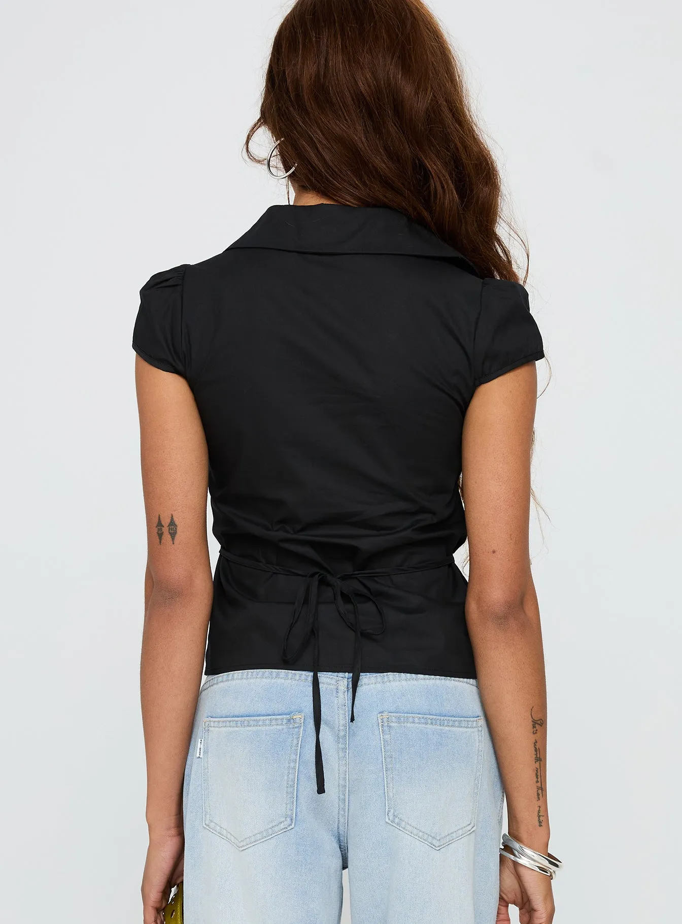 Arianwyn Short Sleeve Shirt Black sold by Princess Polly product image thumbnail 5