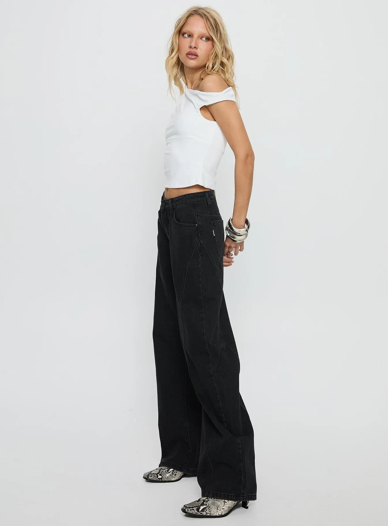 Lost Track Mid Rise Barrel Leg Jeans Washed Black sold by Princess Polly product image thumbnail 4