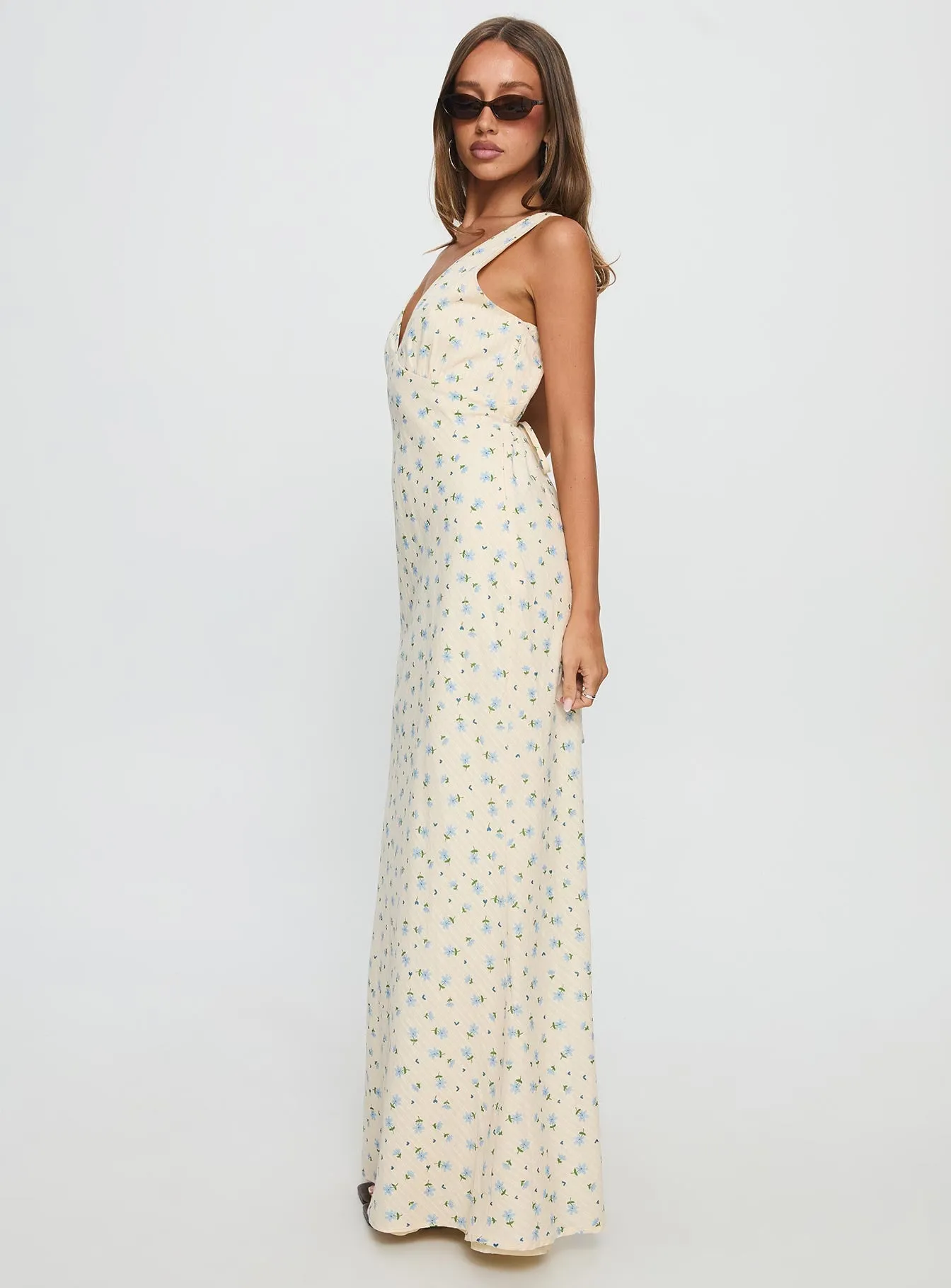 Manolia Textured Maxi Dress Cream Floral sold by Princess Polly product image thumbnail 3