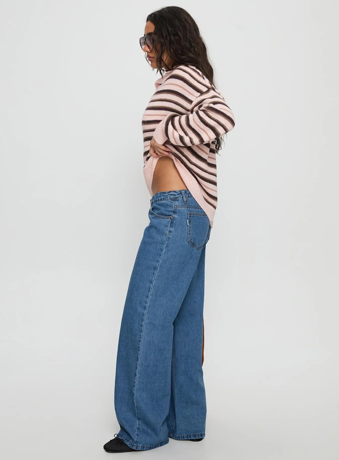 Highlands Low Rise Wide Leg Jeans Mid Blue Wash sold by Princess Polly product image thumbnail 4