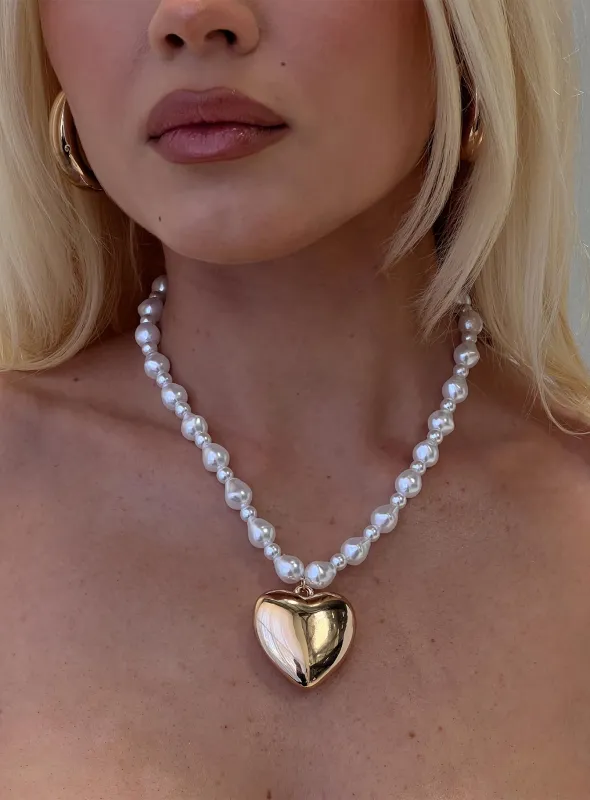 Sweetscape Pearl Necklace Gold sold by Princess Polly
