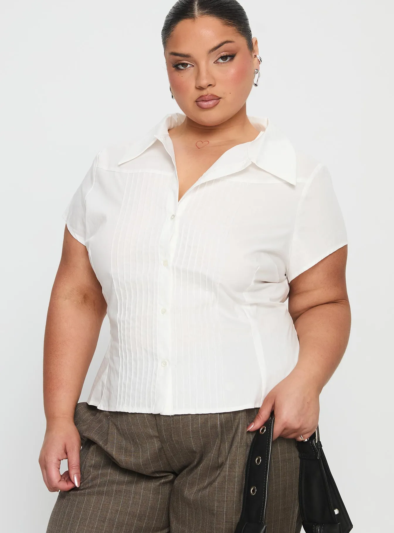 Akiyo Button Up Blouse Top White Curve sold by Princess Polly product image thumbnail 2