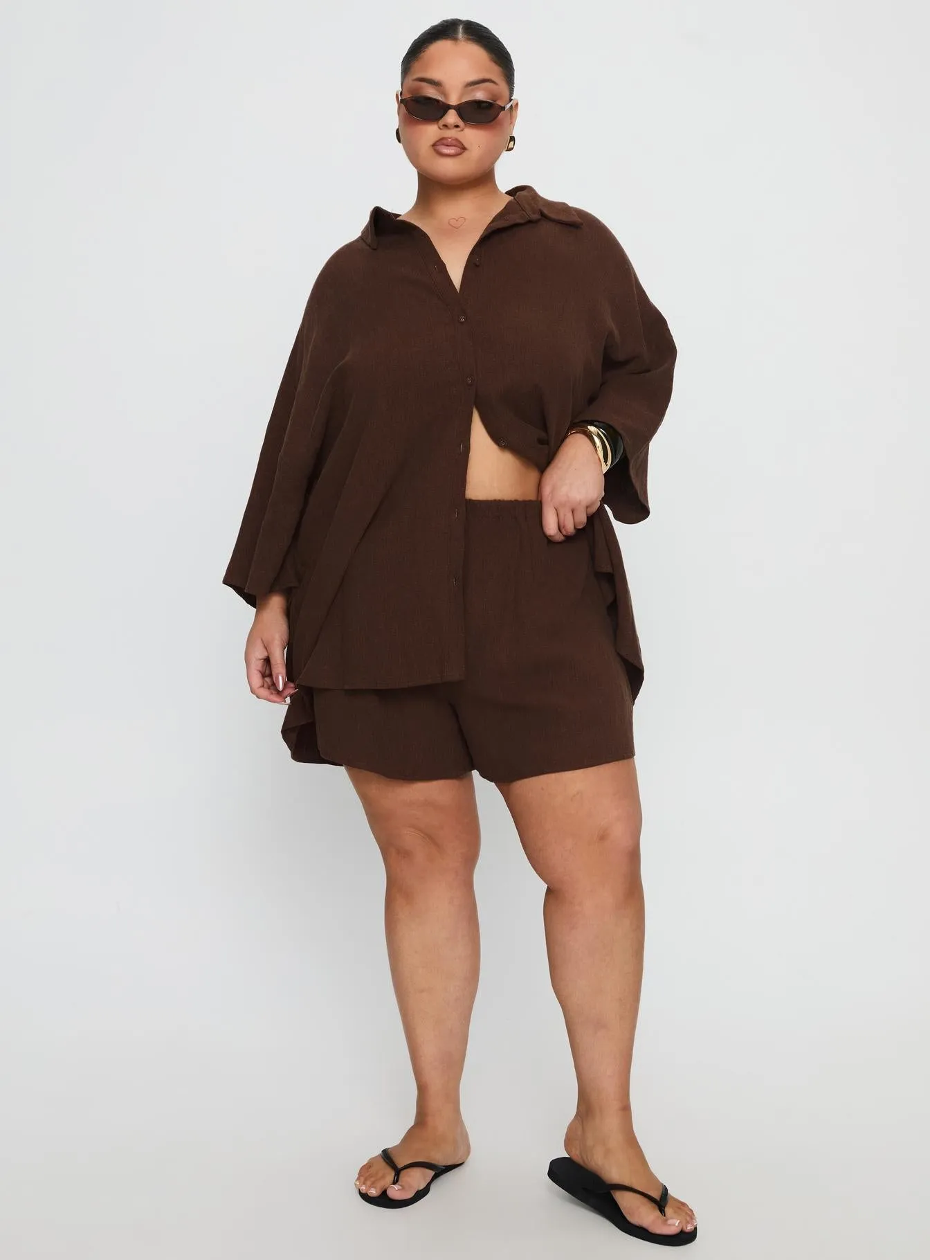 Peni Drawstring Linen Shorts Chocolate Curve sold by Princess Polly product image thumbnail 3