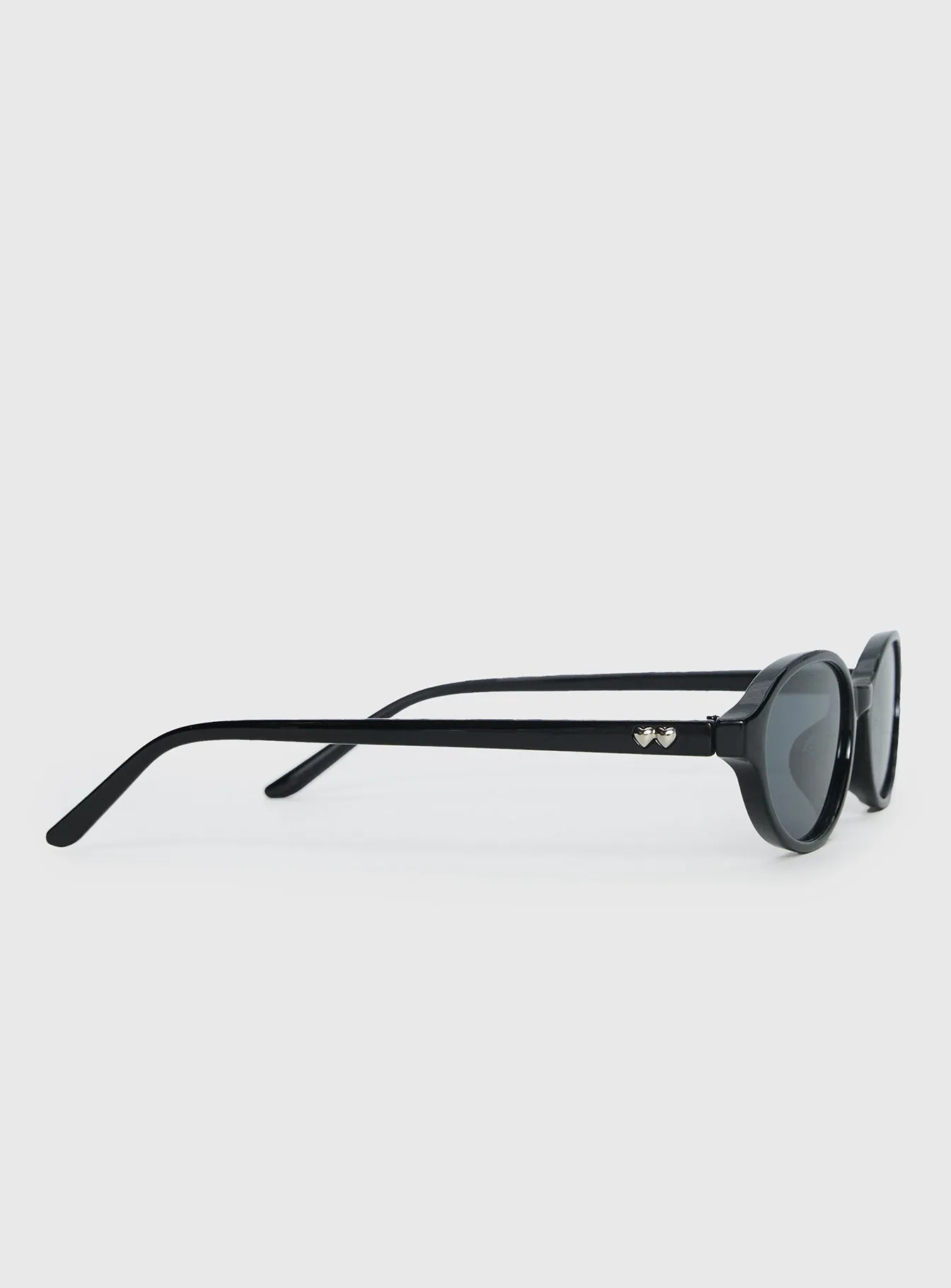 Captivation Oval Sunglasses Black sold by Princess Polly product image thumbnail 3