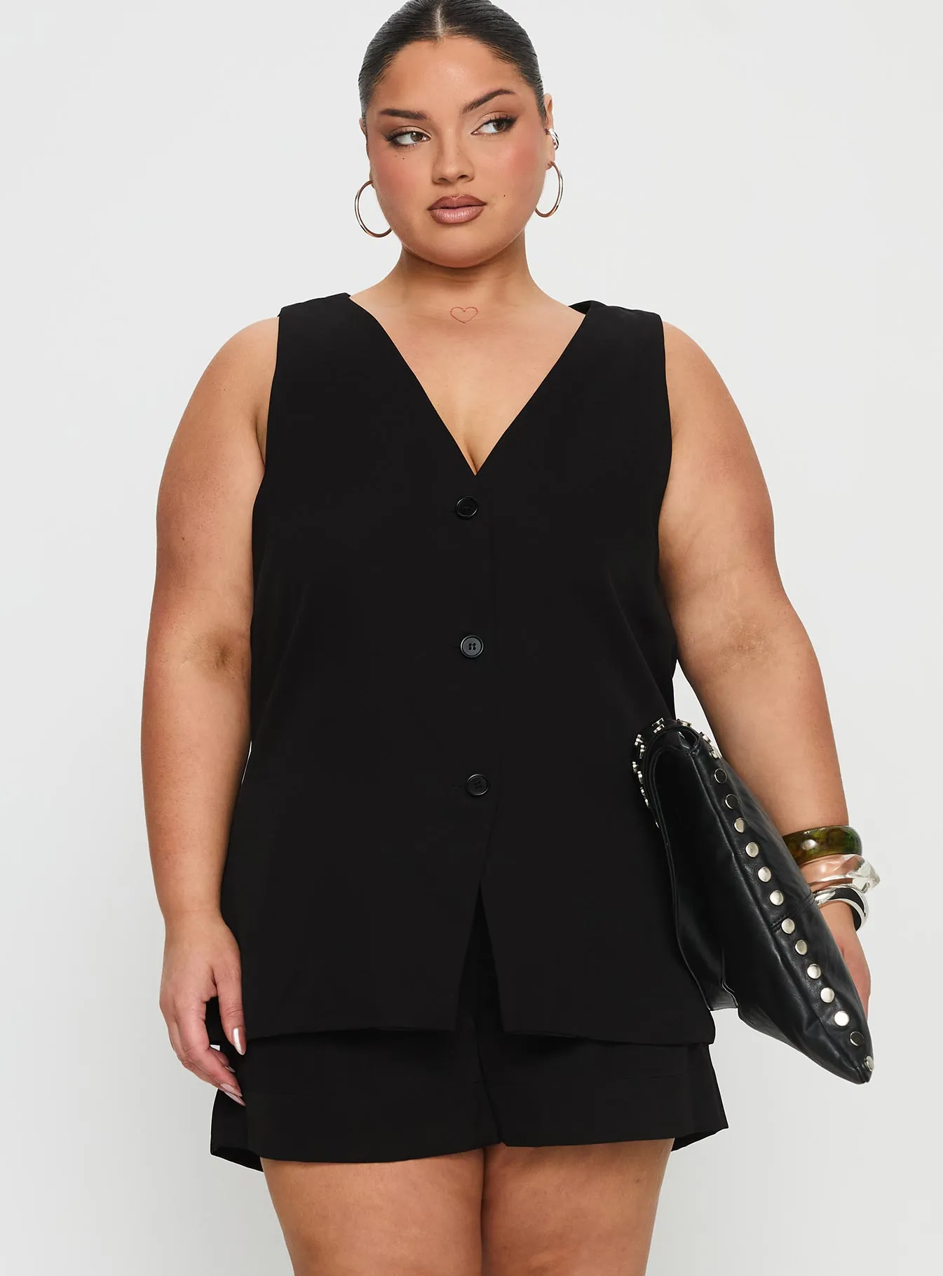 Lesky Set Black Curve sold by Princess Polly