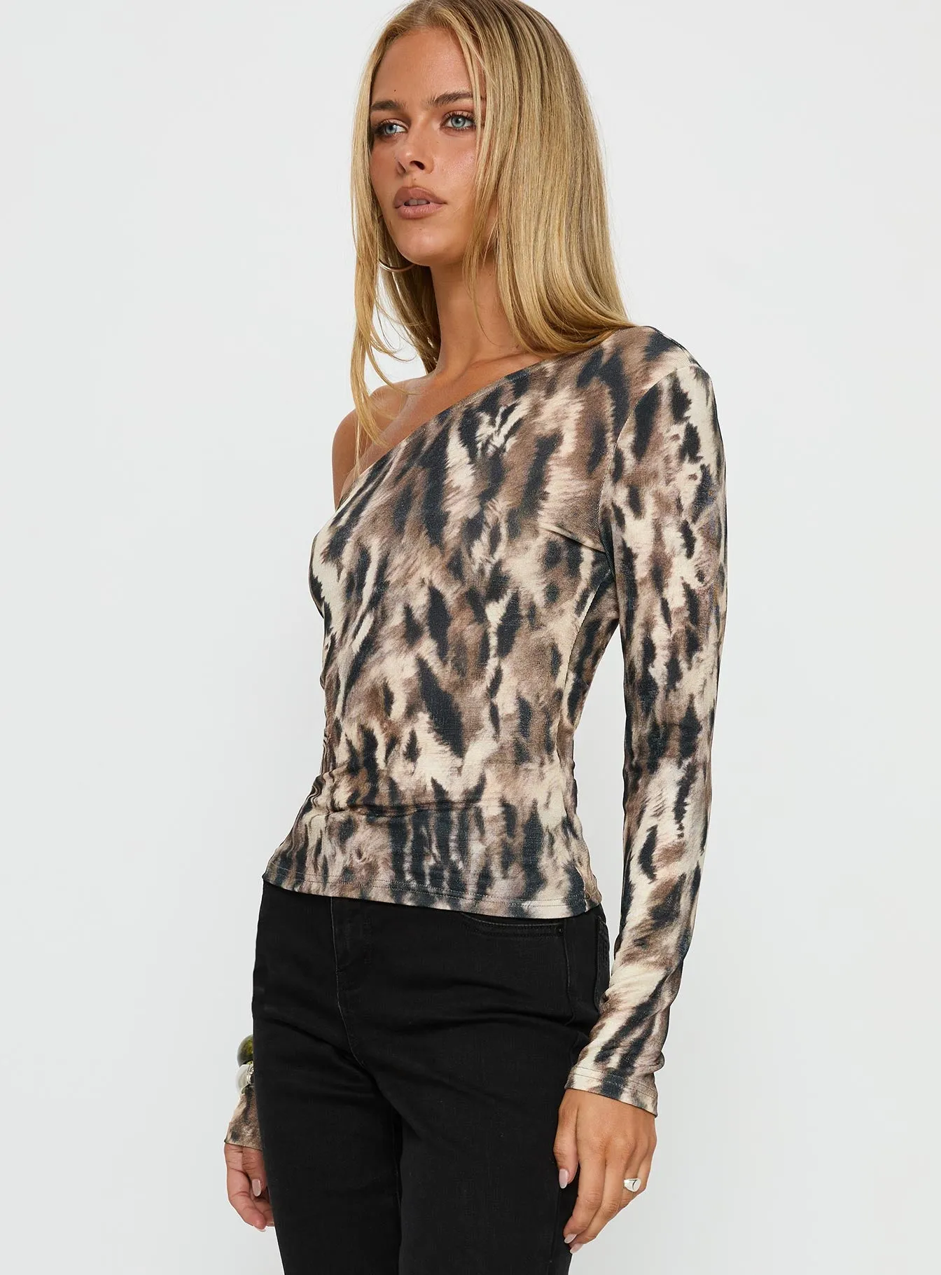 Evelene One Shoulder Long Sleeve Top Animal sold by Princess Polly product image thumbnail 4