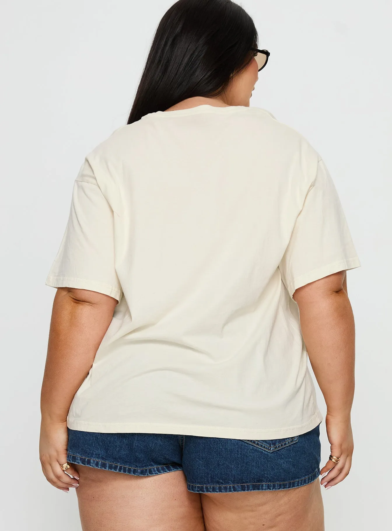 Cherrie Amore Oversized Tee White Curve sold by Princess Polly product image thumbnail 5