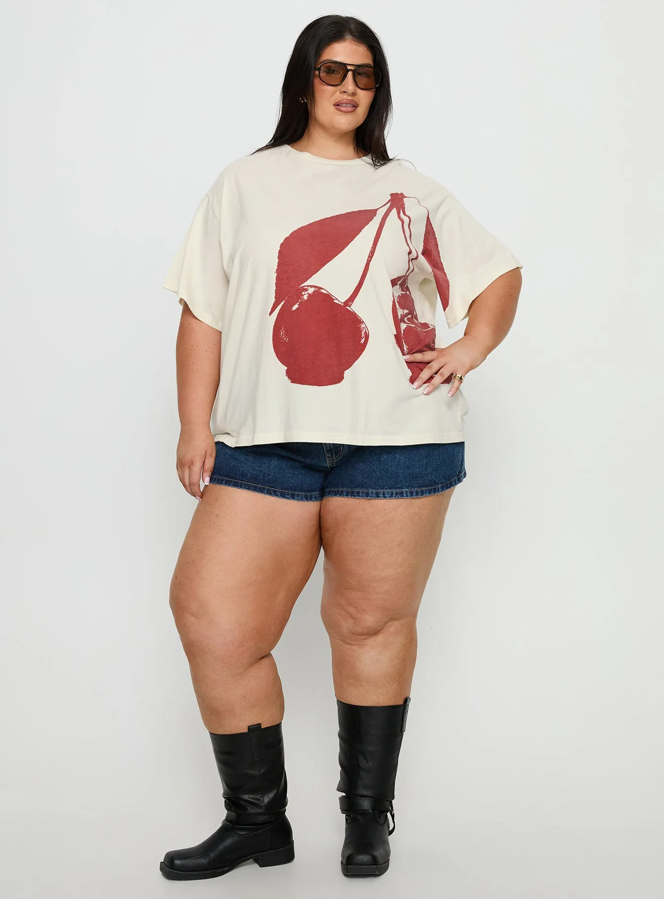 Cherrie Amore Oversized Tee White Curve sold by Princess Polly product image thumbnail 3