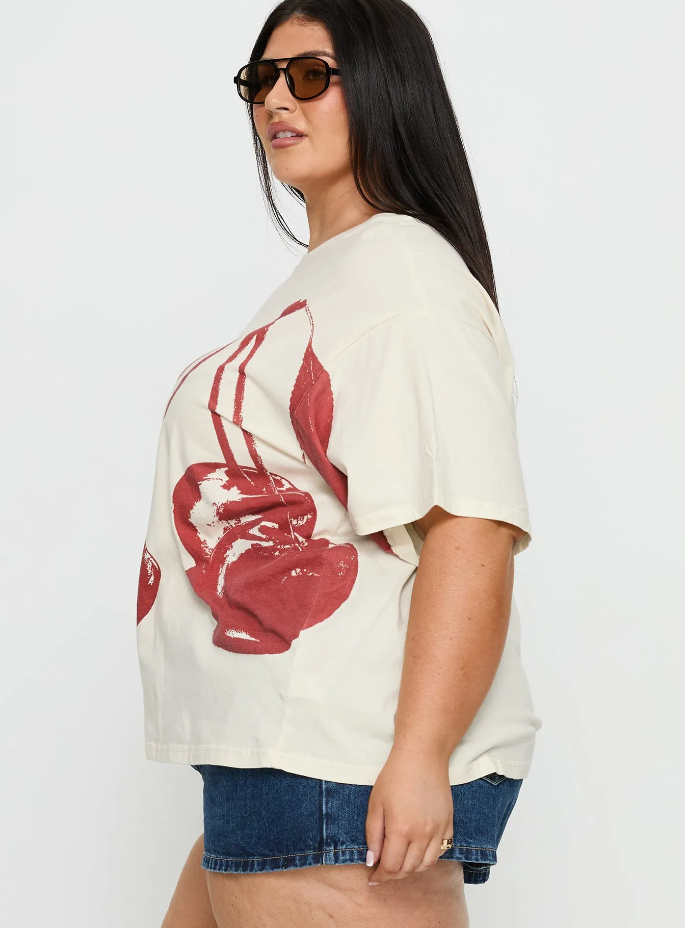 Cherrie Amore Oversized Tee White Curve sold by Princess Polly product image thumbnail 4