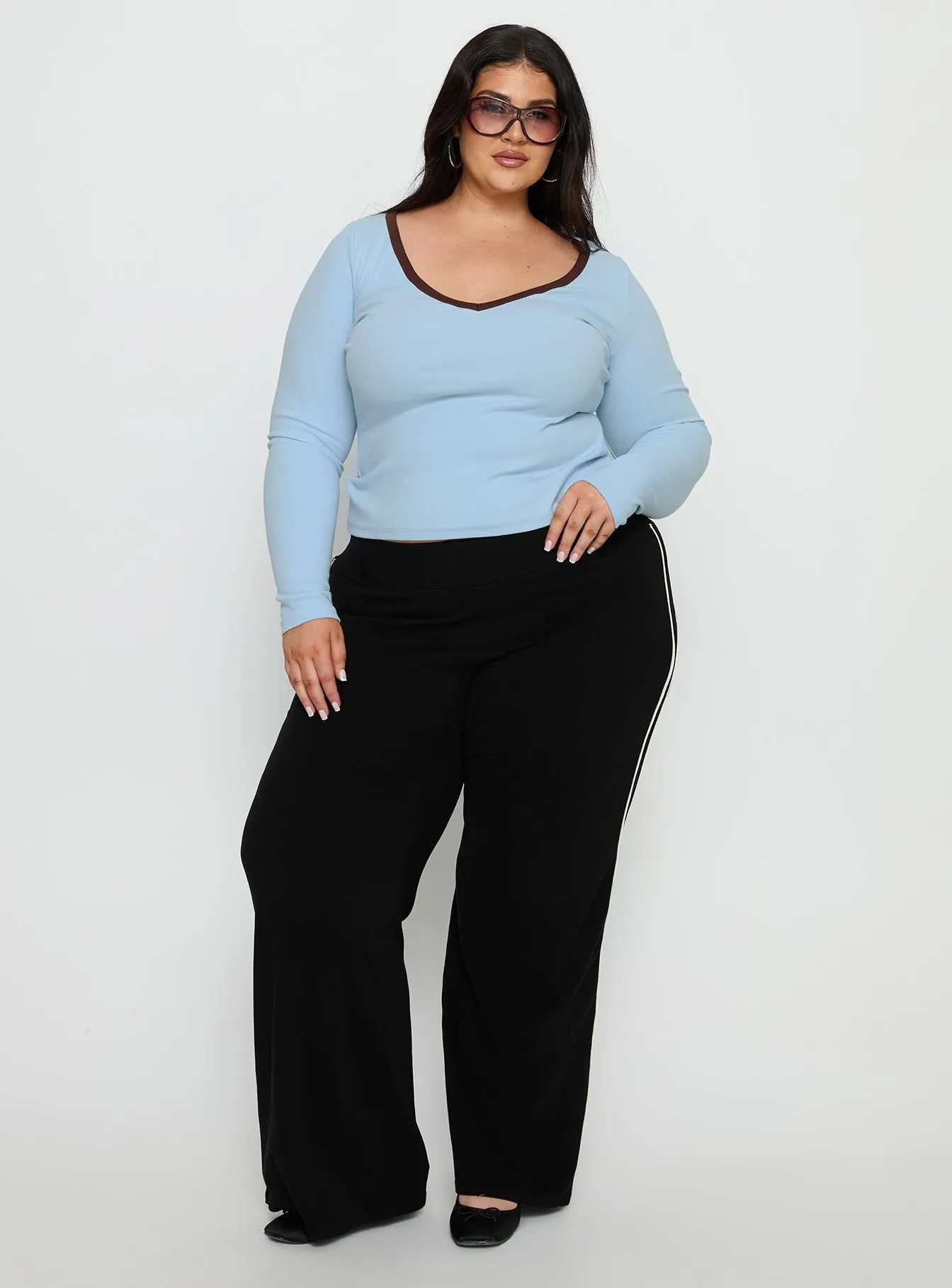 Baseline V Neck Long Sleeve Top Blue / Brown Curve sold by Princess Polly product image thumbnail 3