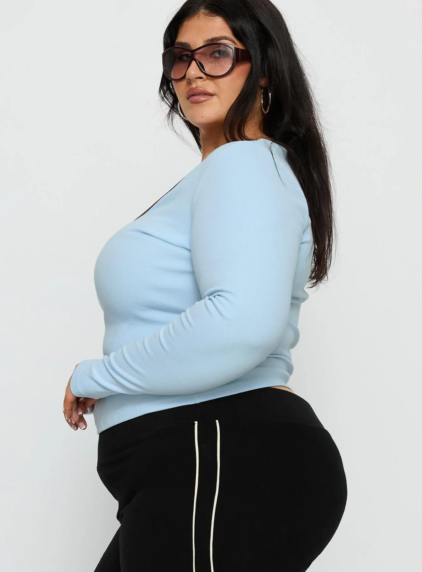 Baseline V Neck Long Sleeve Top Blue / Brown Curve sold by Princess Polly product image thumbnail 4