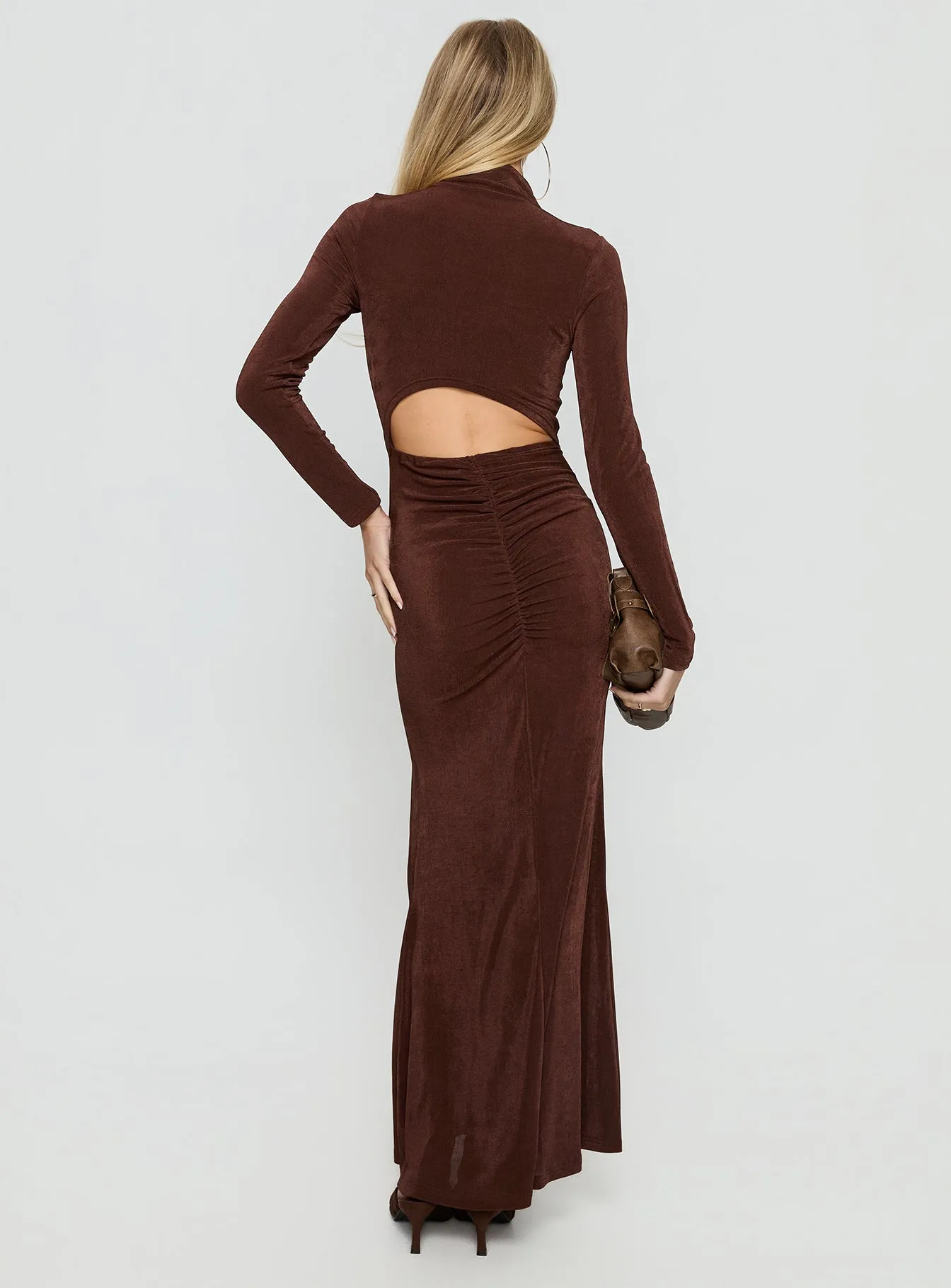 Yaqueline Long Sleeve Ruched Maxi Dress Chocolate sold by Princess Polly product image thumbnail 5