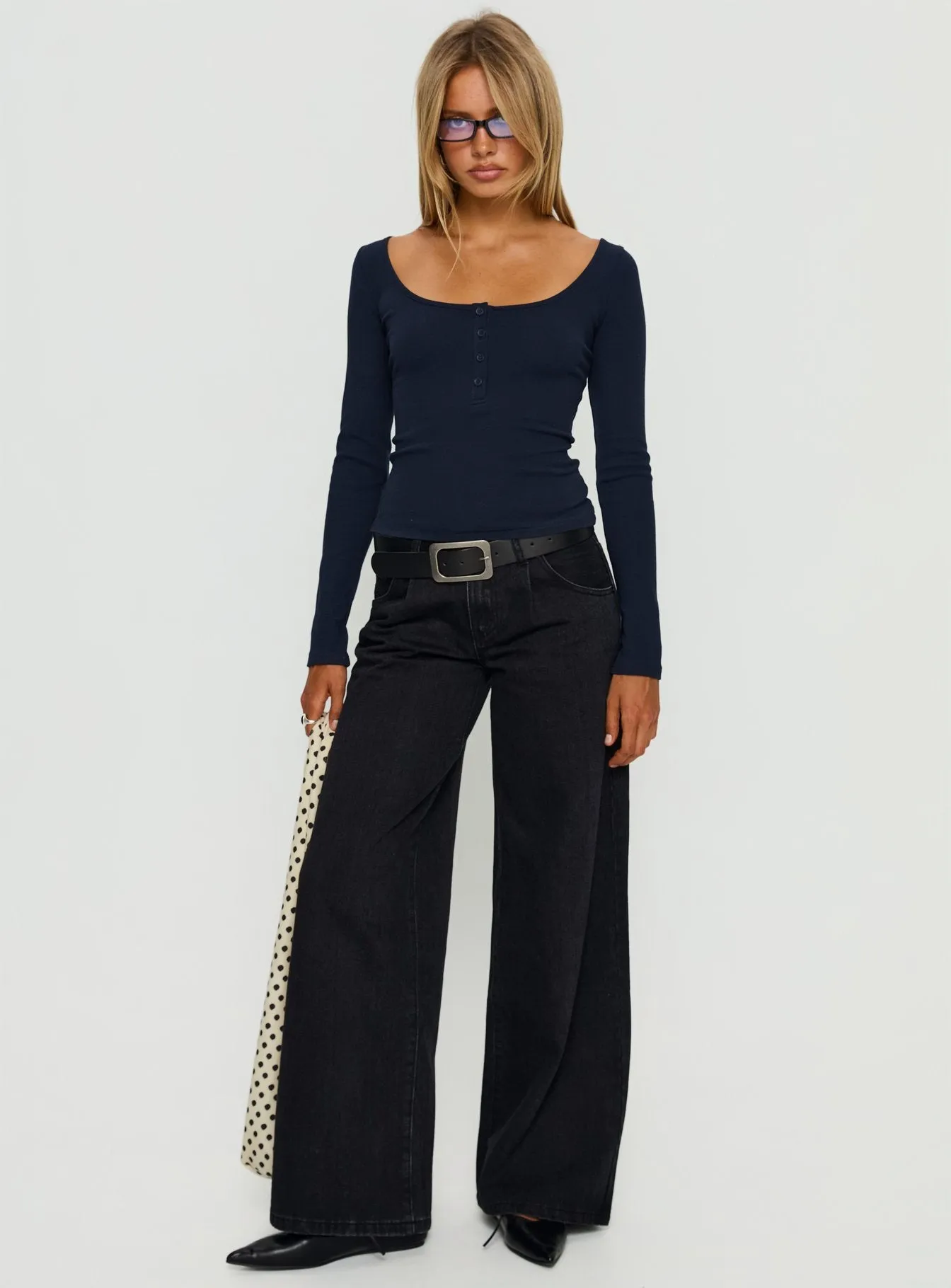 Supercut Low Rise Baggy Pleat Jeans Washed Black sold by Princess Polly product image thumbnail 2