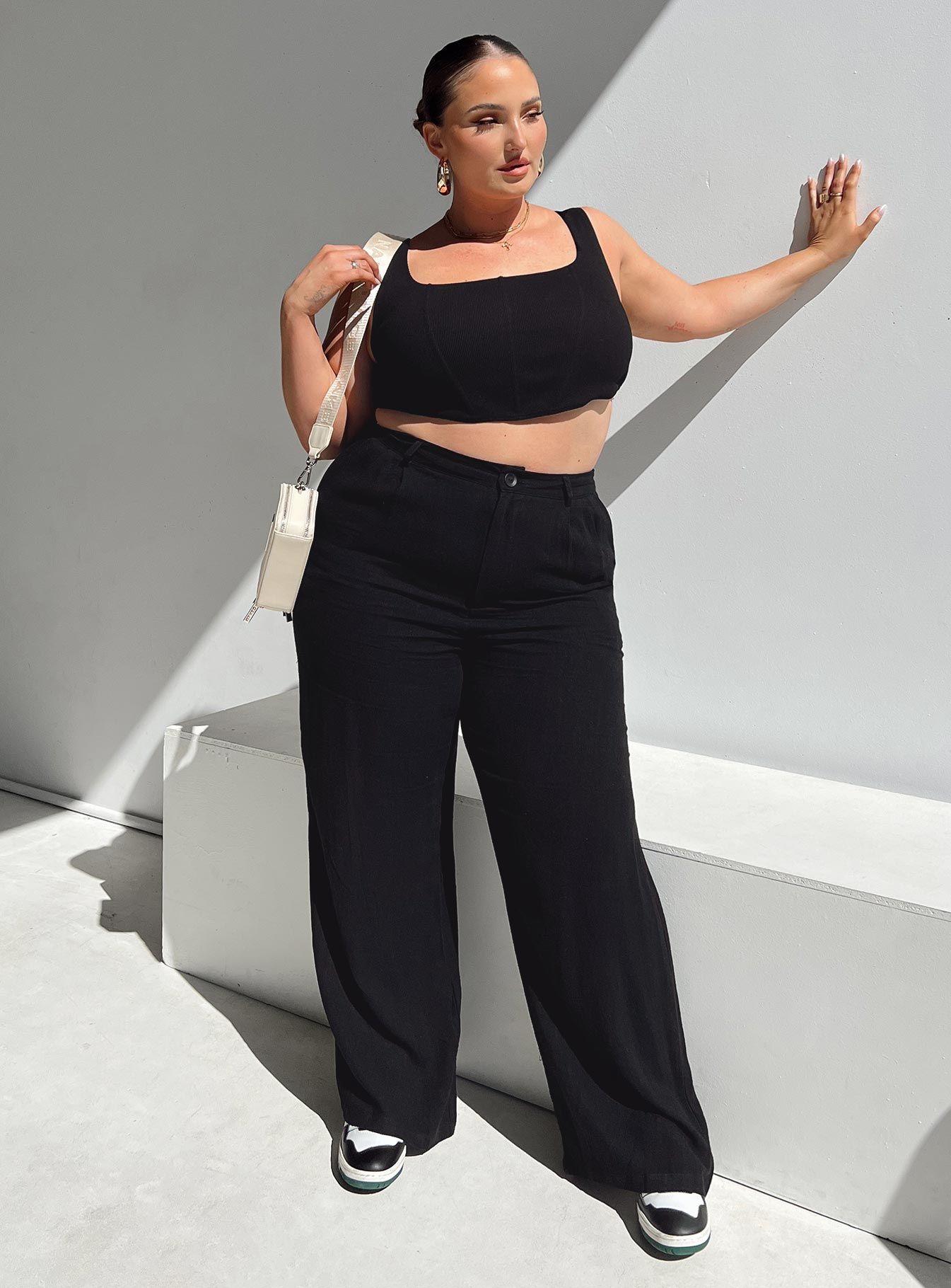 Brenda Linen Blend Pants Black Curve sold by Princess Polly