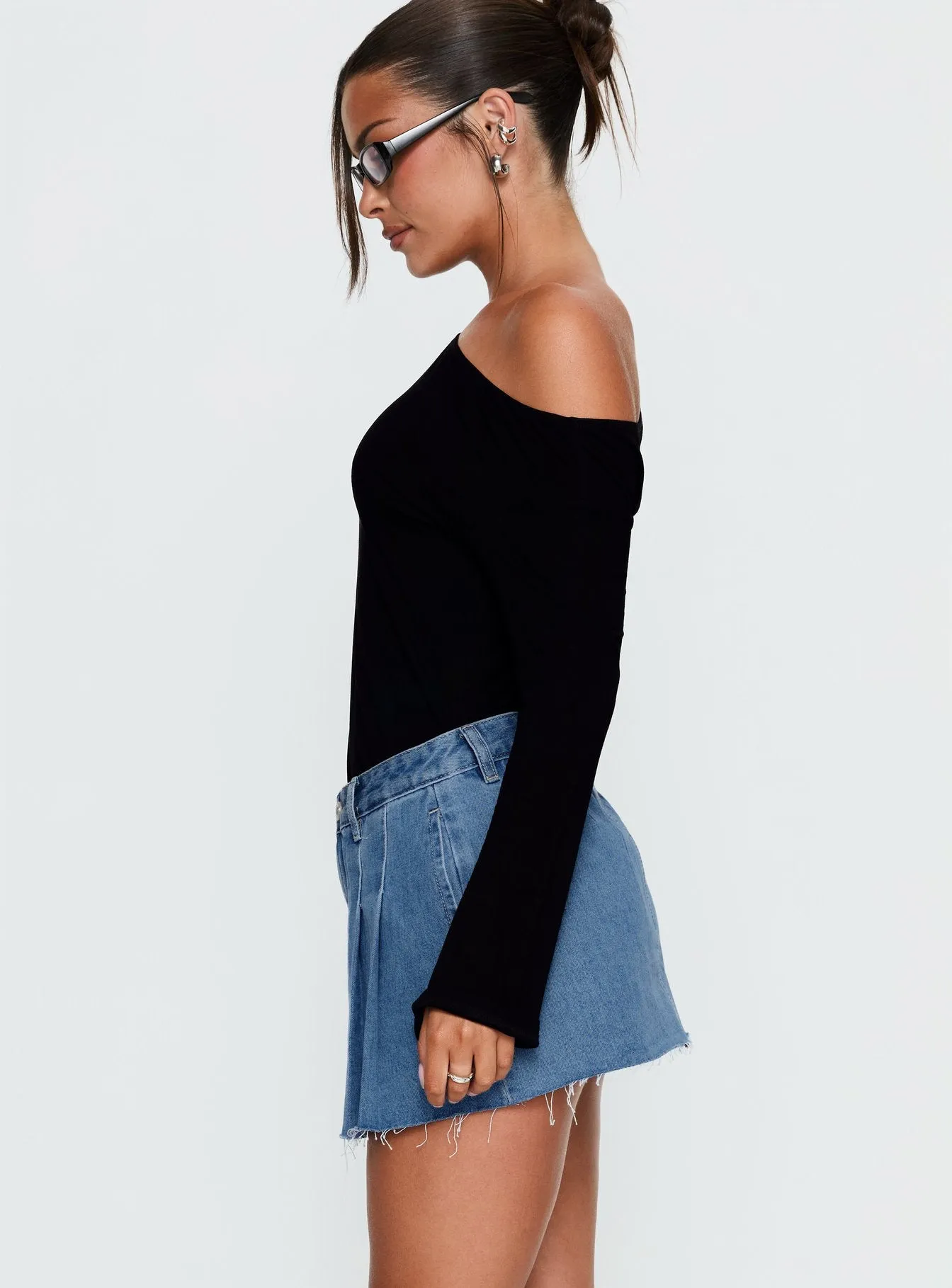 Debera Pleated Mini Skirt Mid Blue Wash sold by Princess Polly product image thumbnail 3