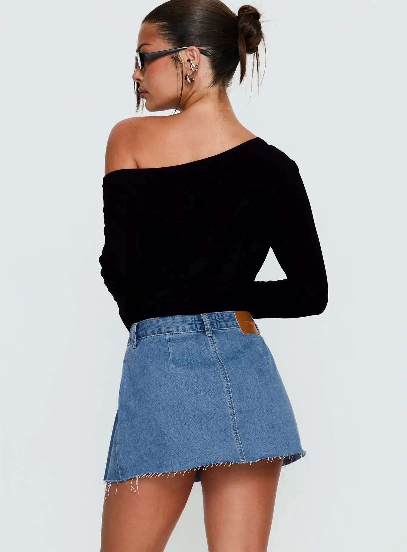 Debera Pleated Mini Skirt Mid Blue Wash sold by Princess Polly product image thumbnail 4