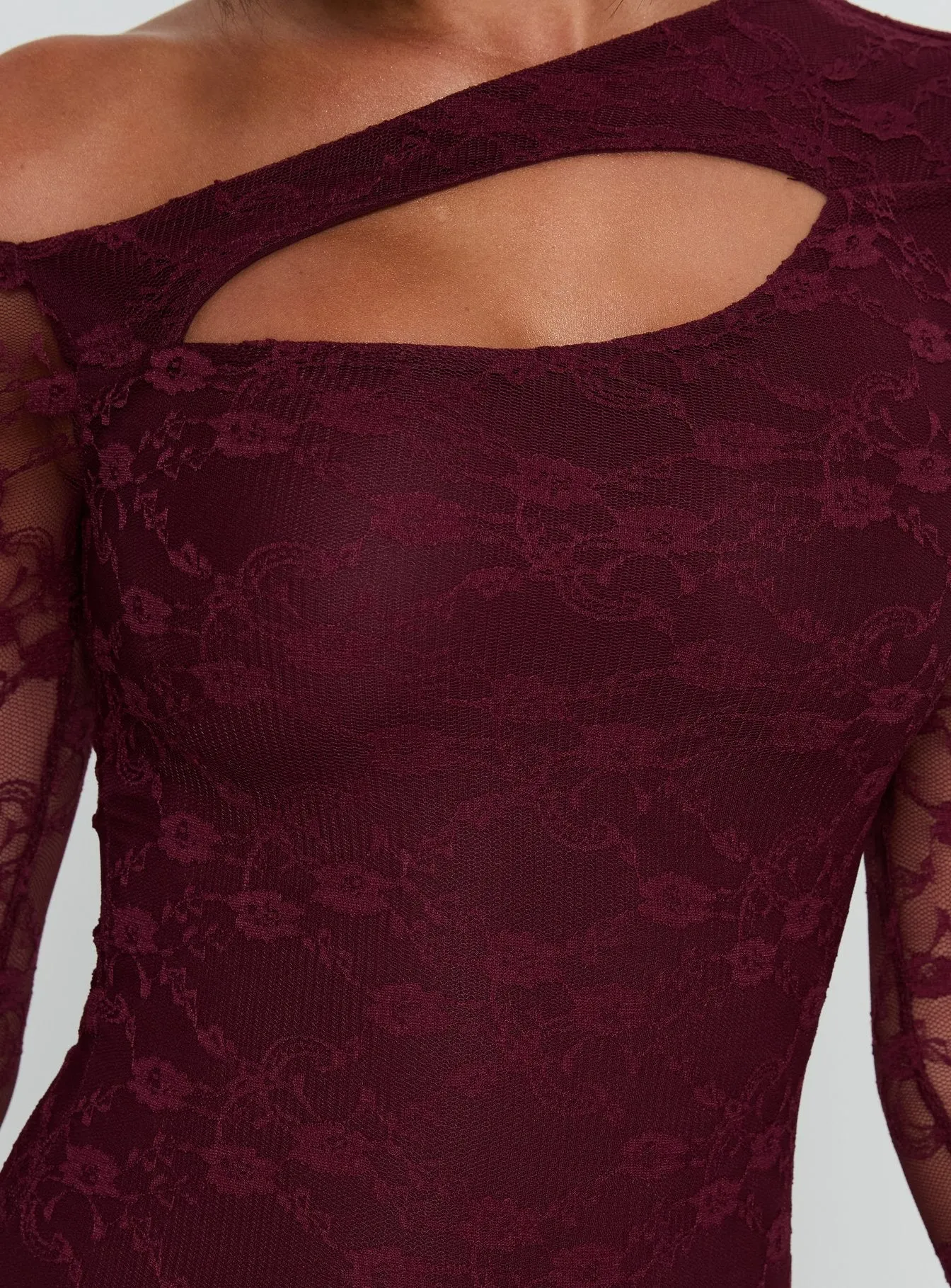 Macaria Long Sleeve Lace Bodysuit Red sold by Princess Polly product image thumbnail 5