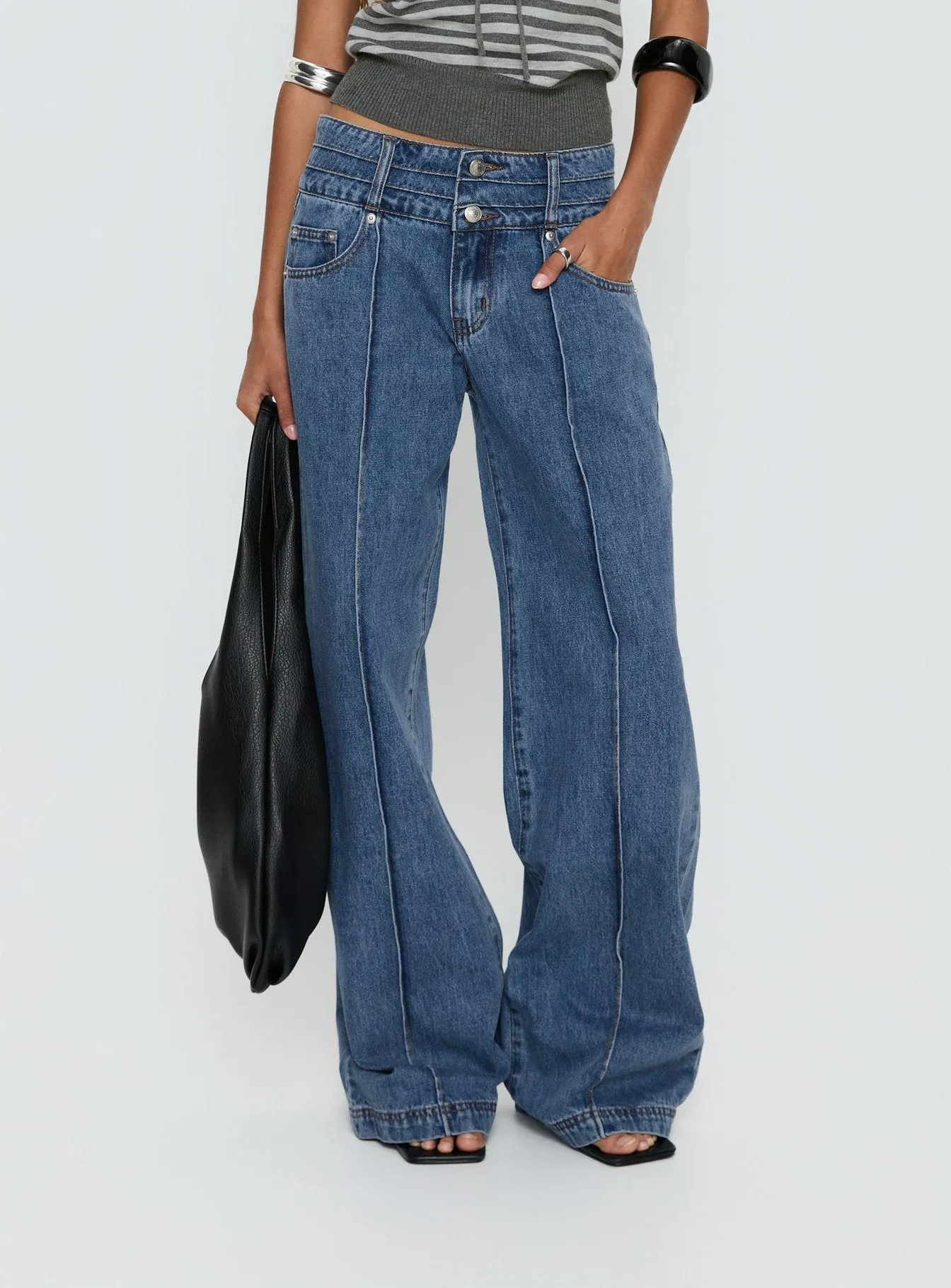 Hannalee Low Rise Wide Leg Jeans Mid Blue Wash sold by Princess Polly product image thumbnail 2