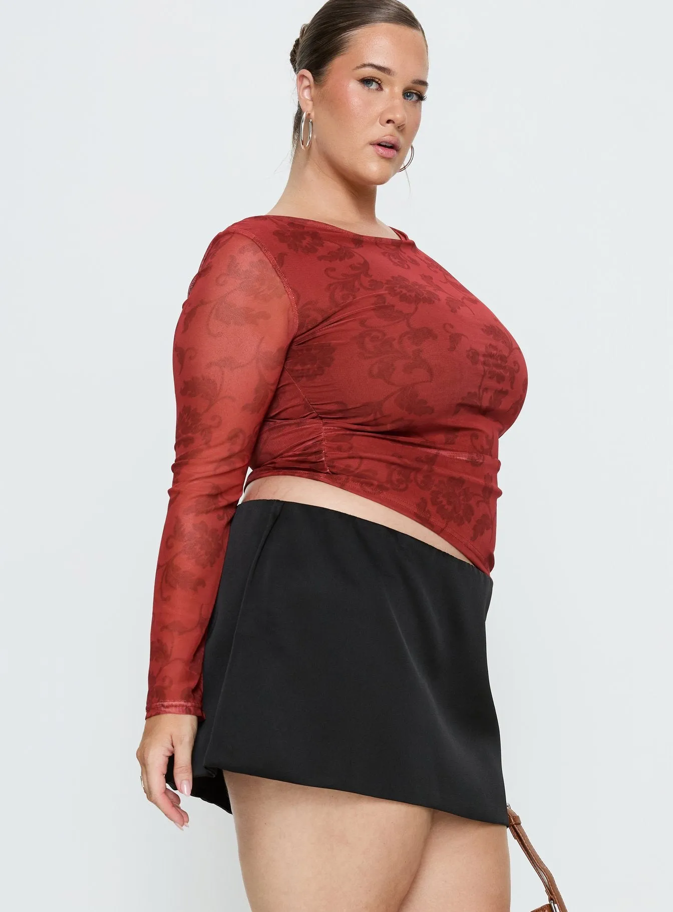 Nadya Satin Tailored Mini Skirt Black Curve sold by Princess Polly product image thumbnail 4