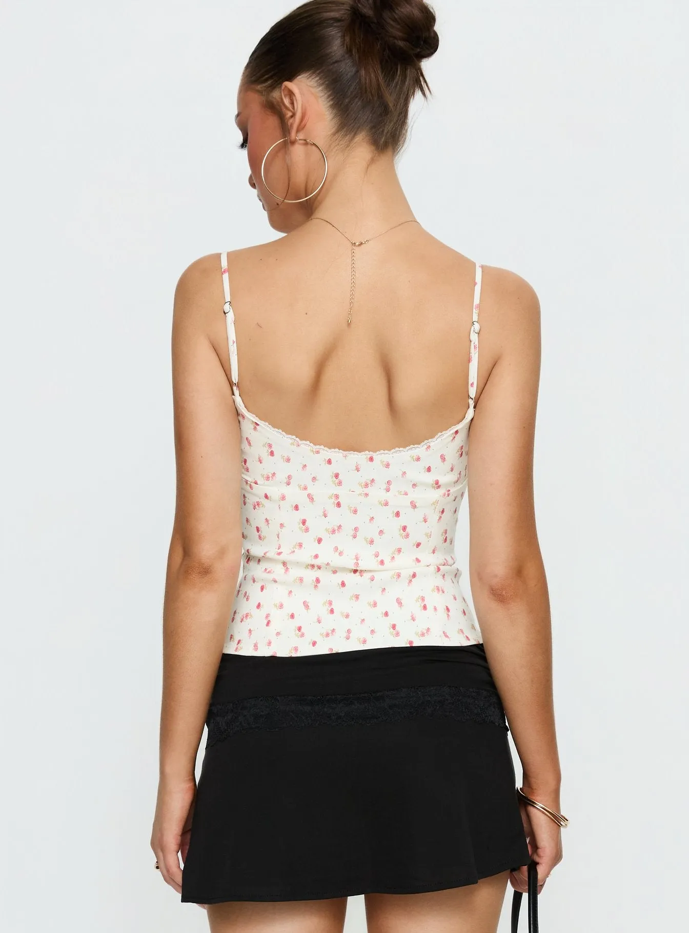 Nataliah Plunge Top Floral sold by Princess Polly product image thumbnail 5