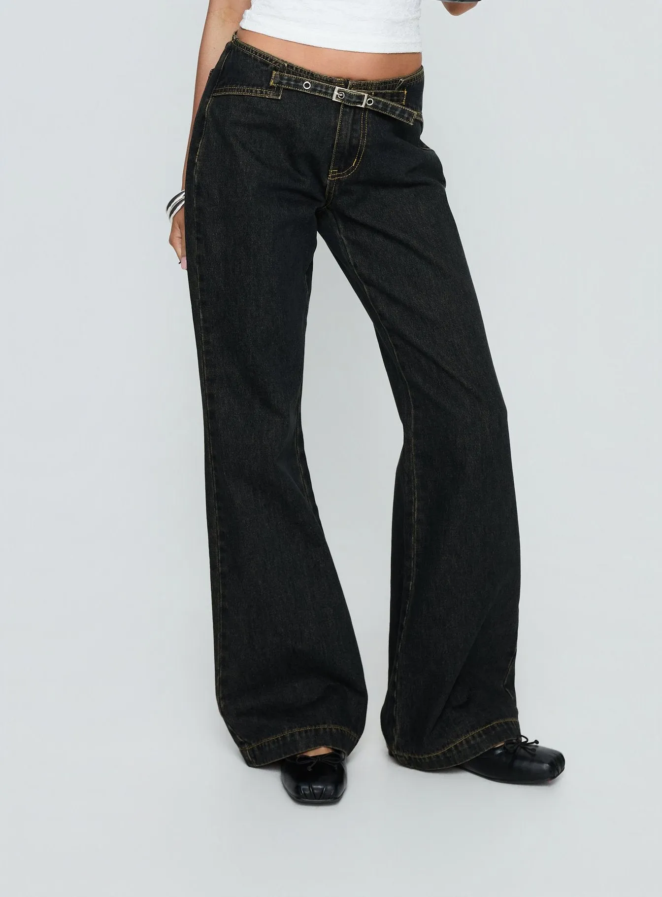 Slow Ride Mid Rise Bootleg Belted Jeans Grunge Wash sold by Princess Polly product image thumbnail 2