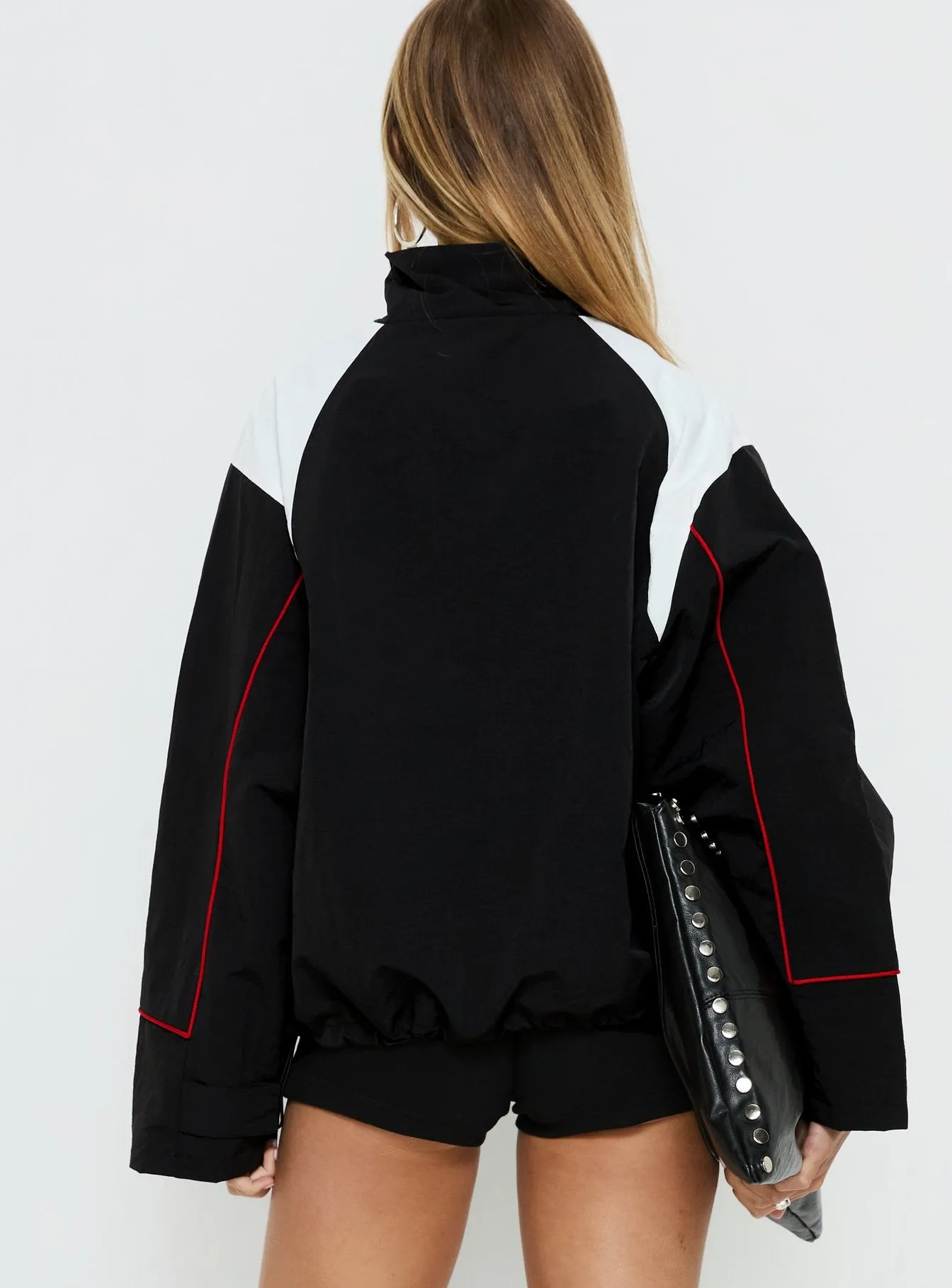 Shoreline Windbreaker Noir / White sold by Princess Polly product image thumbnail 5