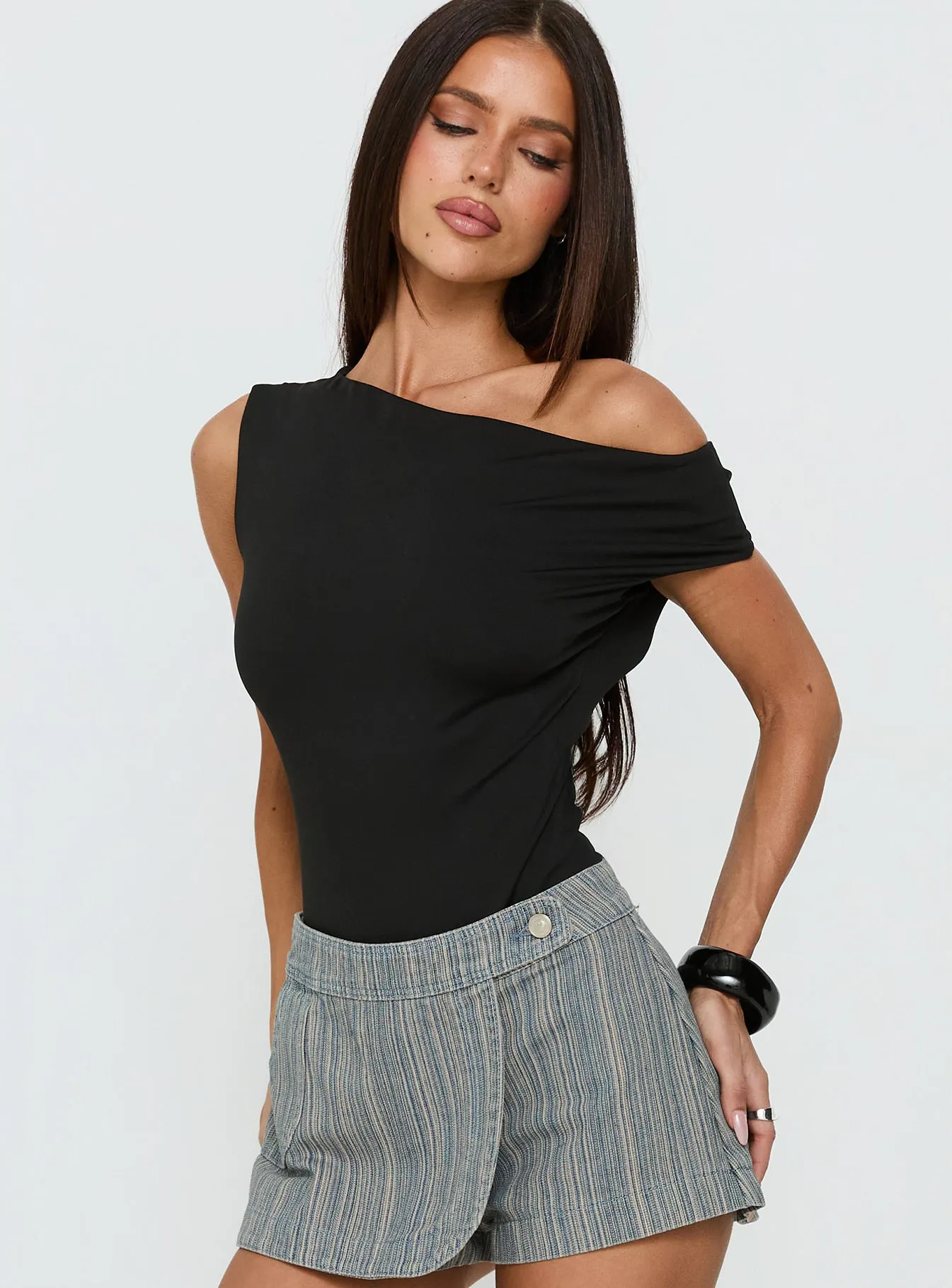 Back To Back Off Shoulder Twist Back Bodysuit Black sold by Princess Polly product image thumbnail 3