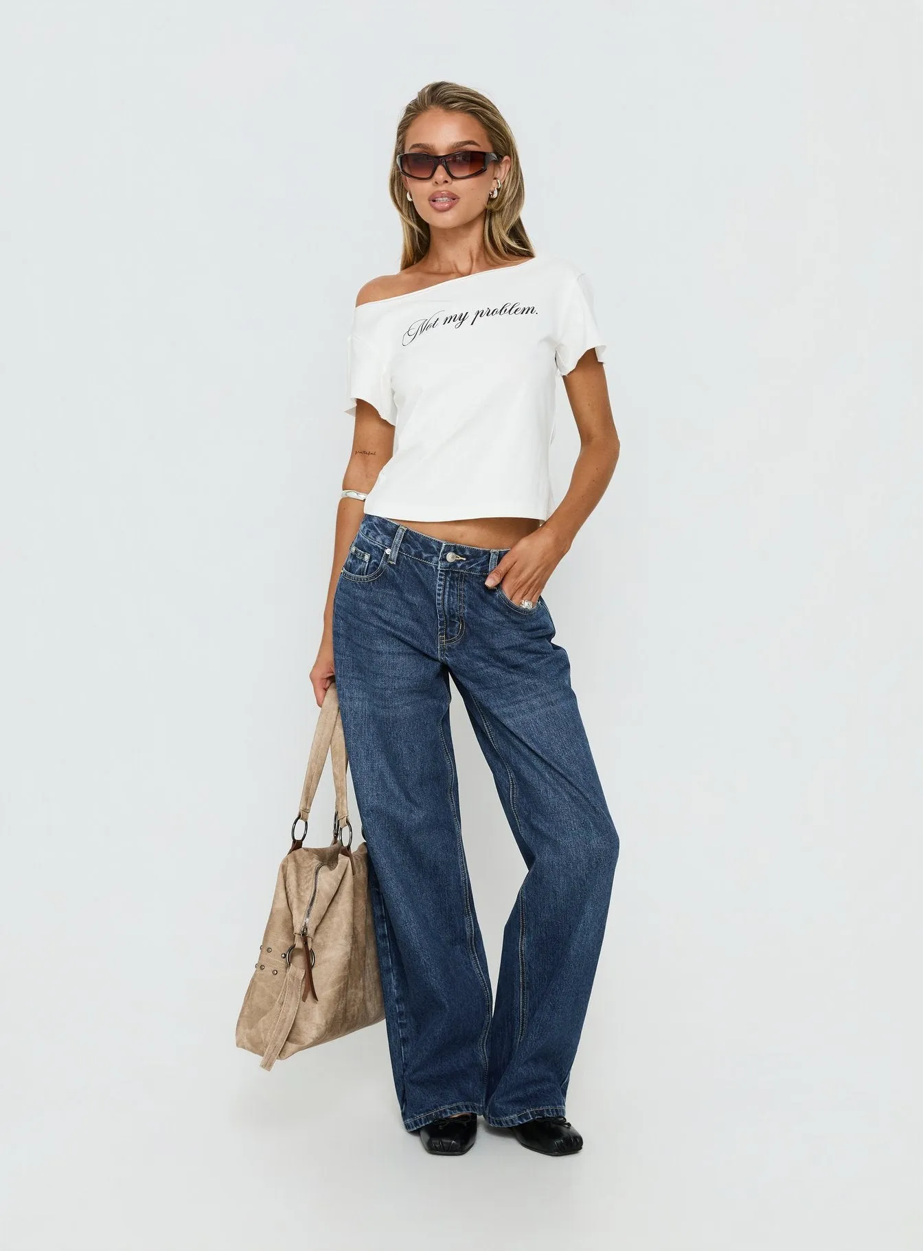 Serenitia Mid Rise Straight Leg Relaxed Jeans Dark Blue Wash sold by Princess Polly product image thumbnail 3