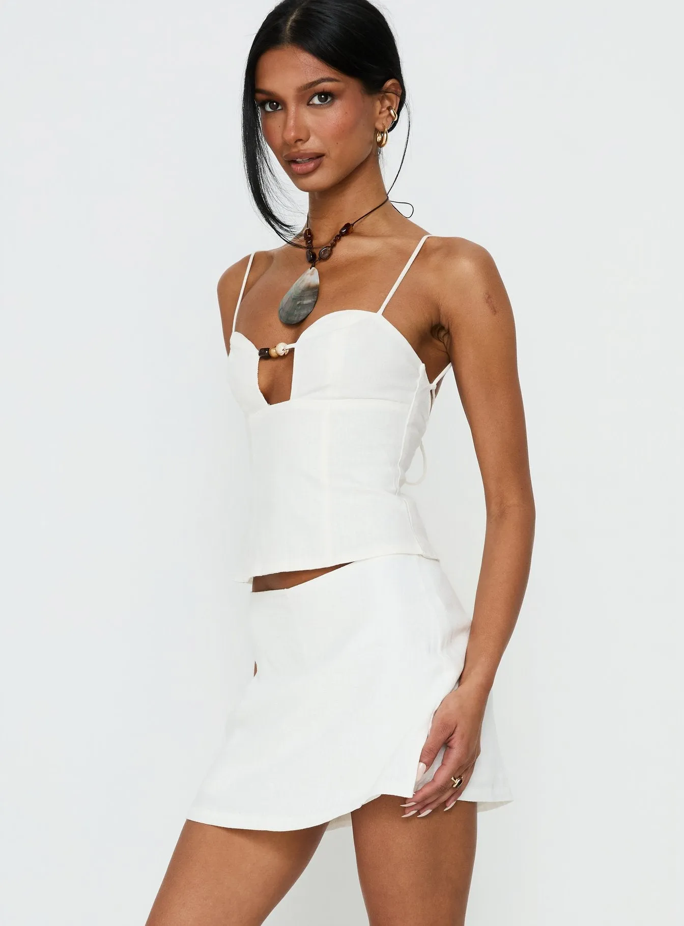 Gigi Linen Blend Skort White sold by Princess Polly product image thumbnail 4