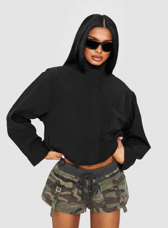 Shoreline Windbreaker Jacket Noir made by Lioness