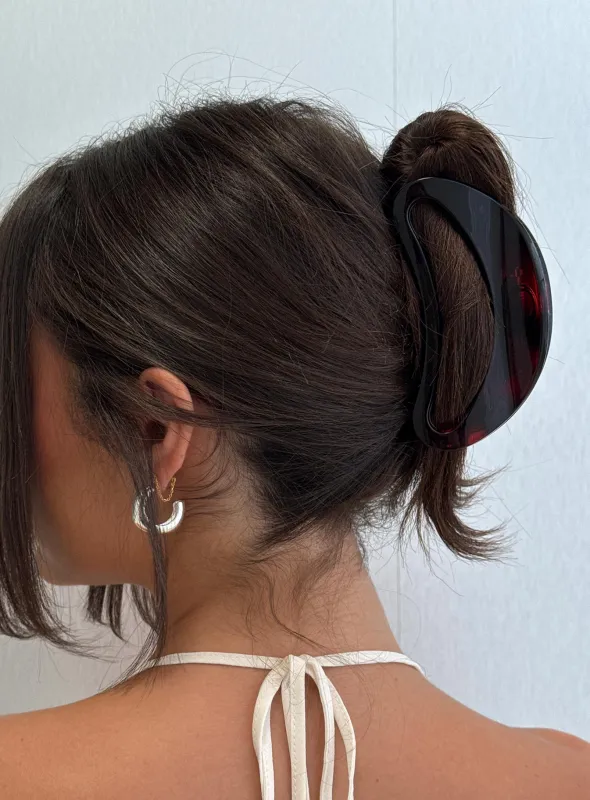 Say My Name Hair Clip Dark Tort made by Princess Polly