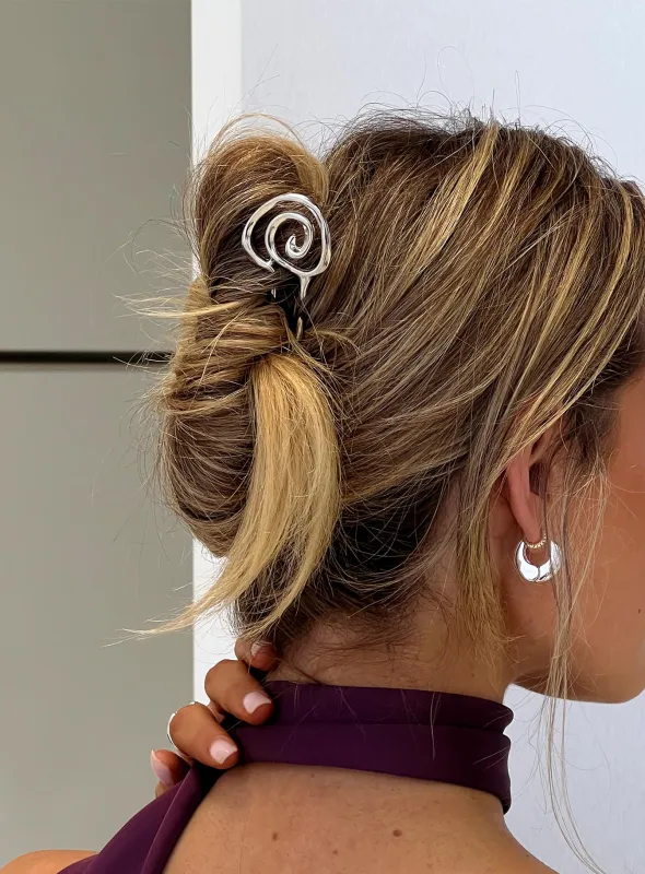 Khori Spiral Hair Pin Silver made by Princess Polly