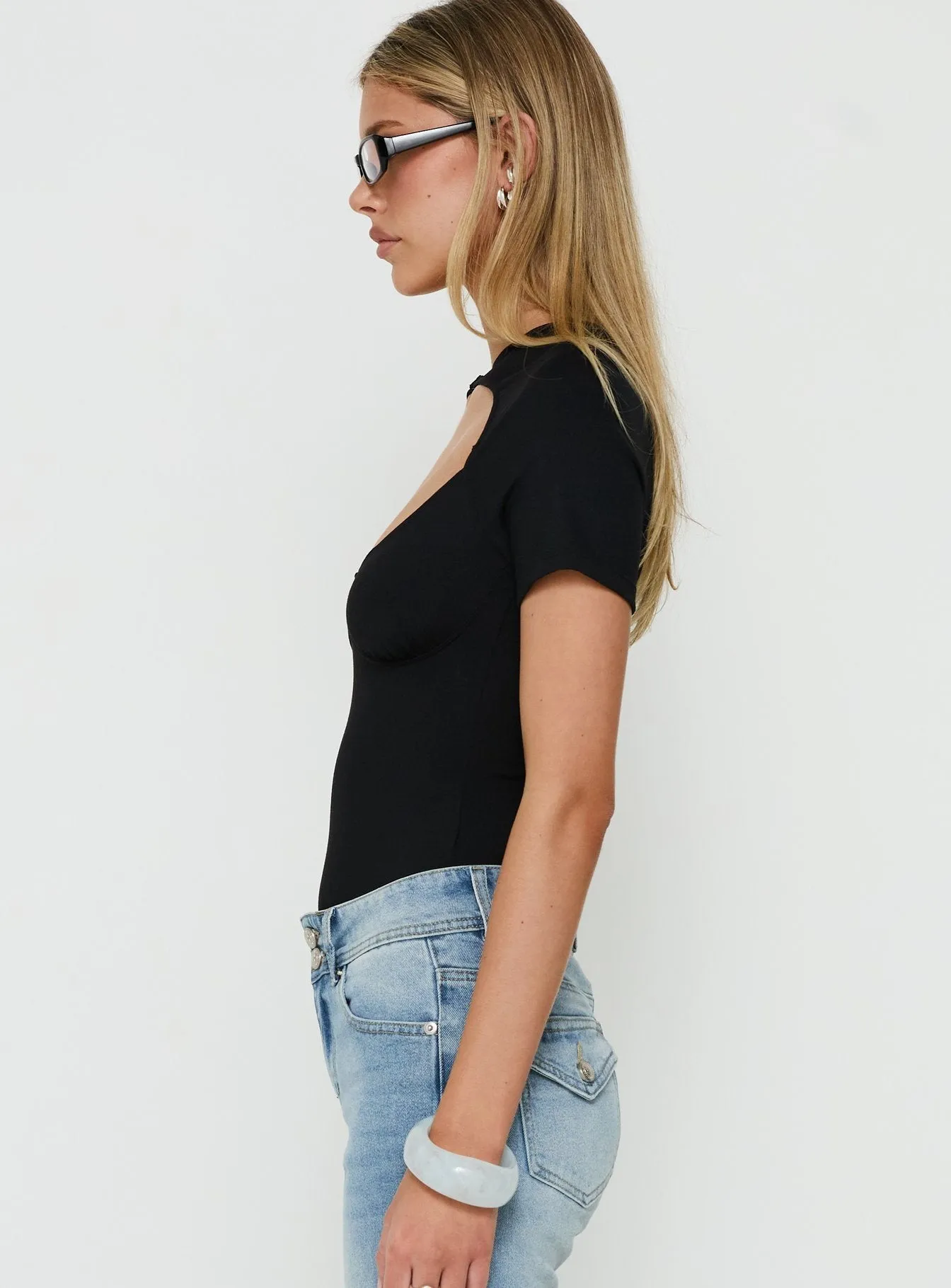 Giallo Solid Bodysuit Black sold by Princess Polly product image thumbnail 3